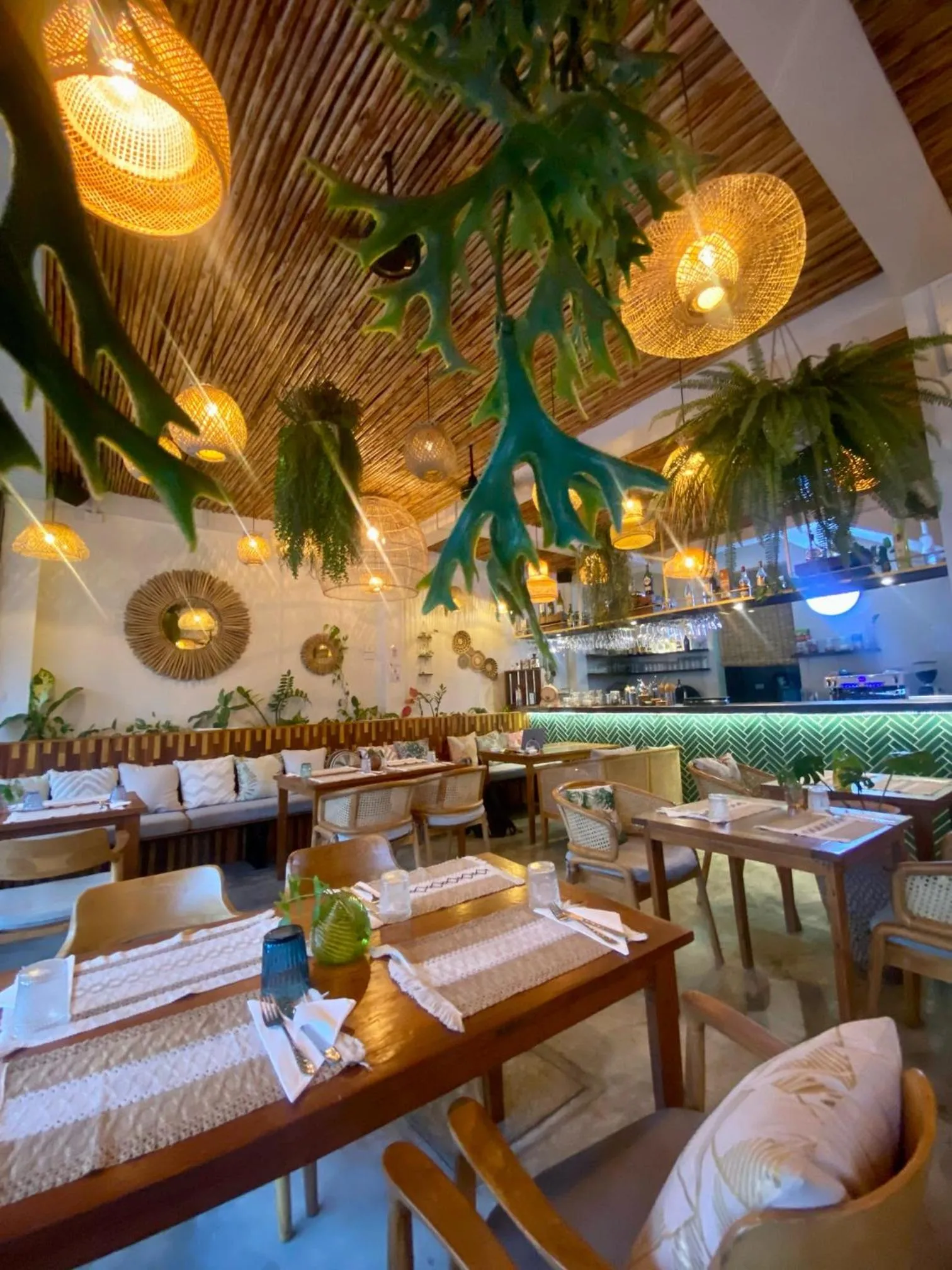 Restaurant/places to eat in Sairee Sairee Guesthouse