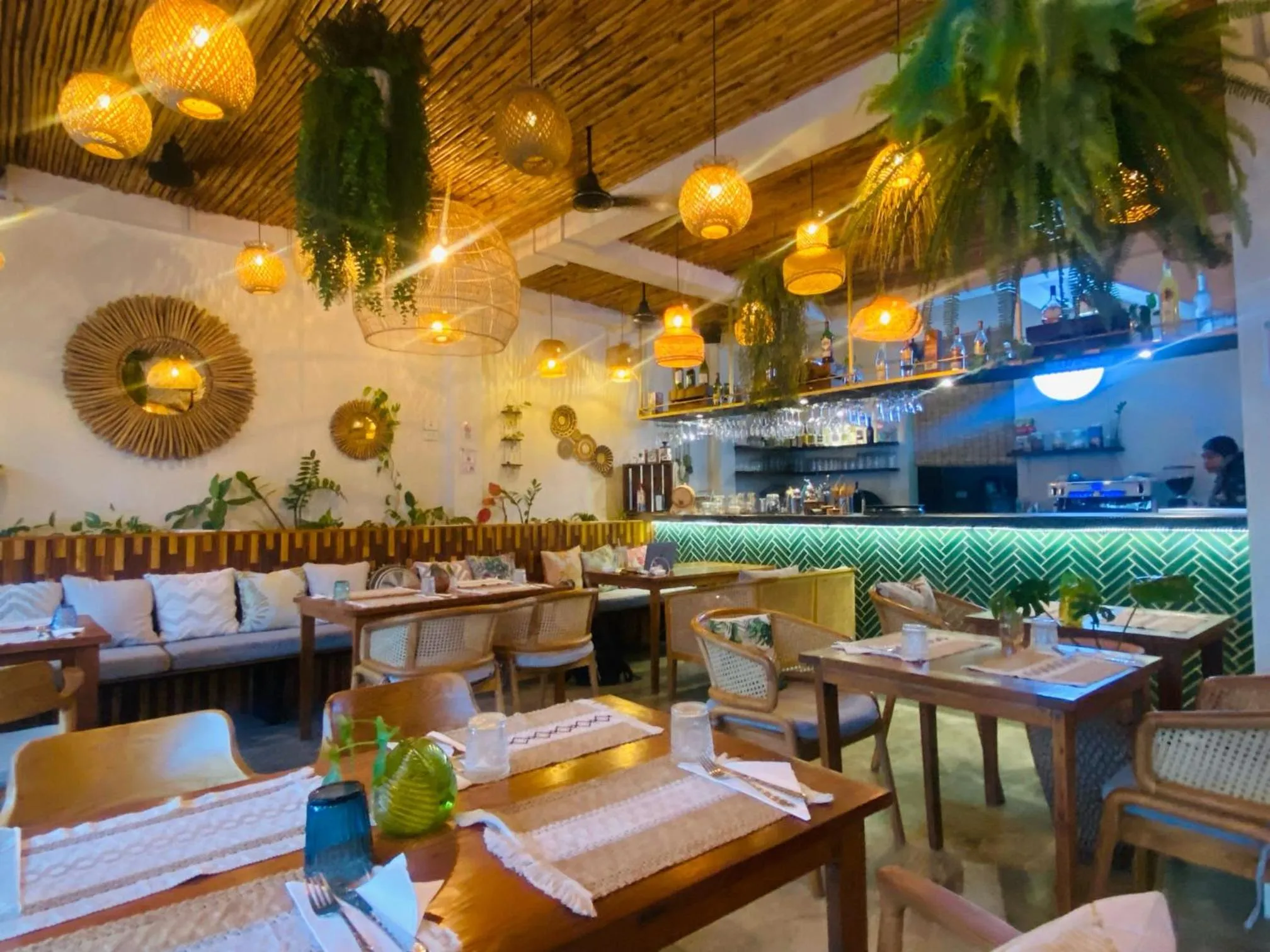 Restaurant/places to eat in Sairee Sairee Guesthouse