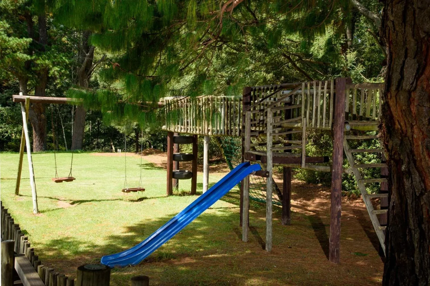 Children play ground in Kings Lodge Hotel