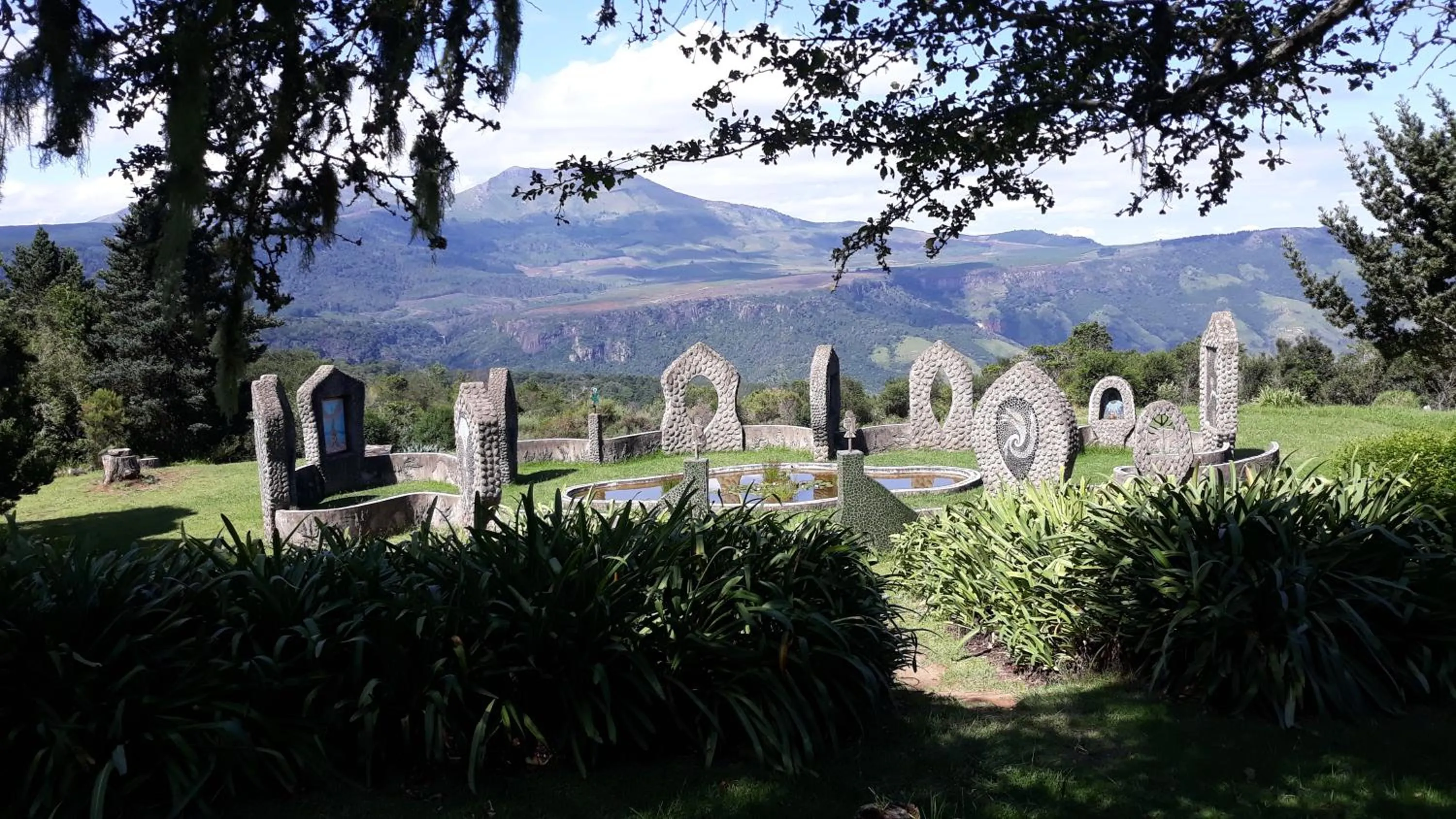 Garden in Kings Lodge Hotel