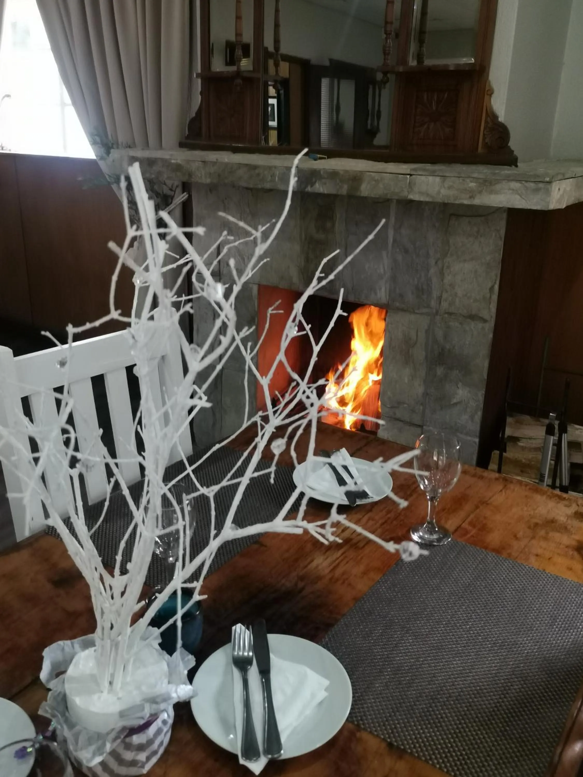 Lounge or bar in Kings Lodge Hotel