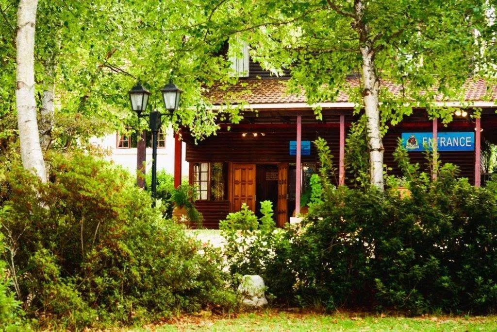 Lobby or reception in Kings Lodge Hotel
