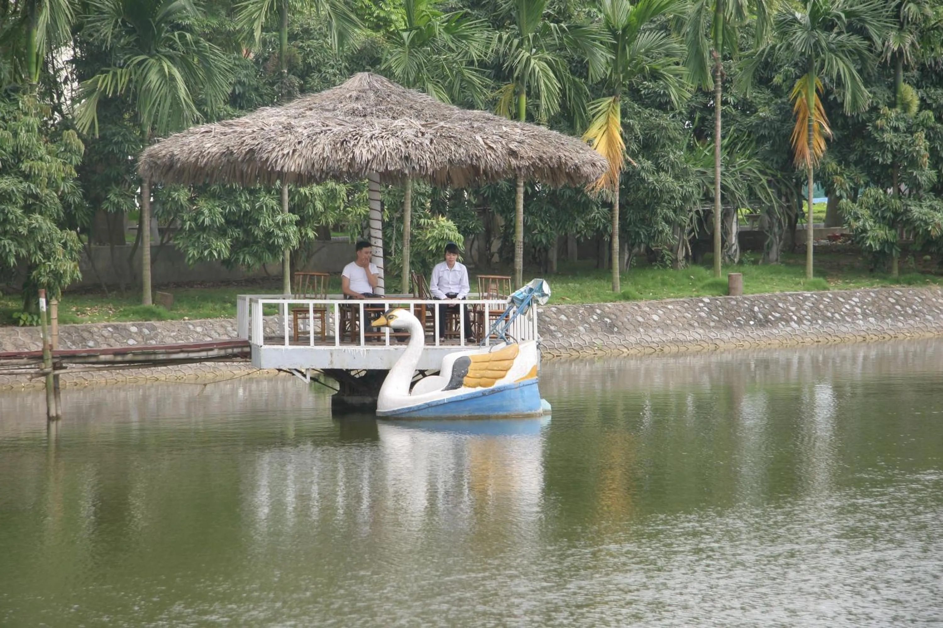 Area and facilities in Camela Hotel & Resort