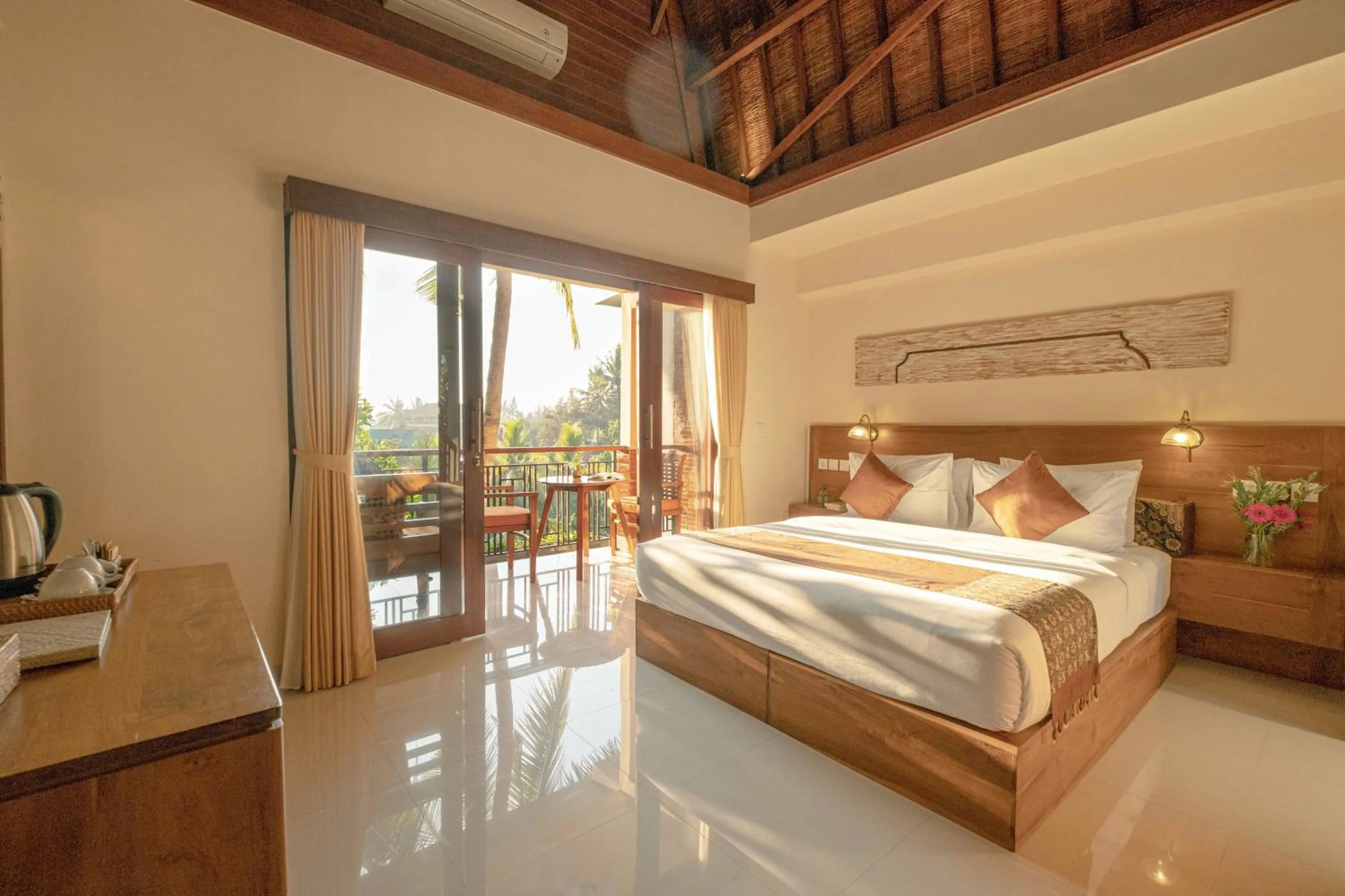 Photo of the whole room, Bed in Gunung Merta Bungalows