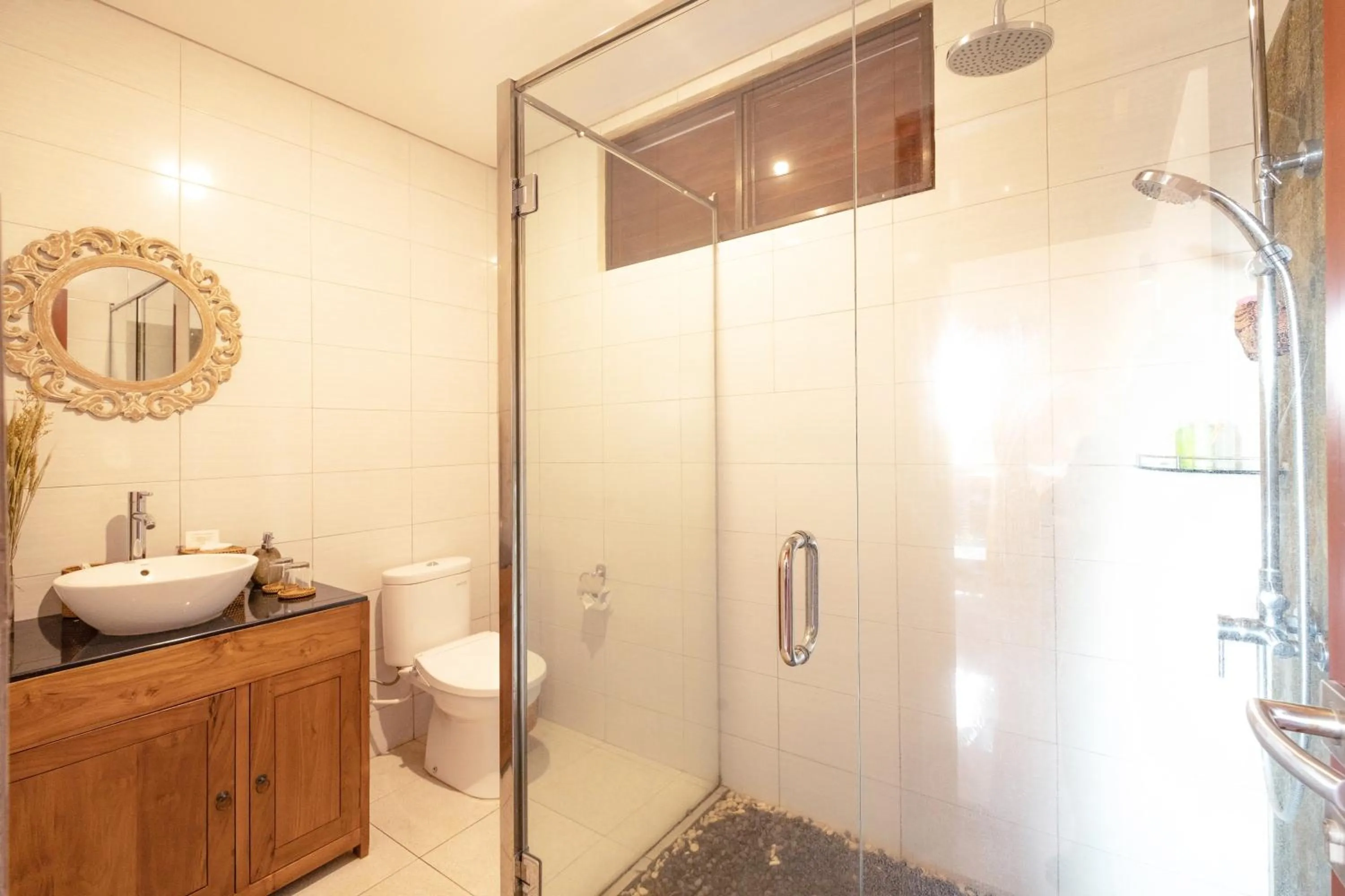 Bathroom in Gunung Merta Bungalows