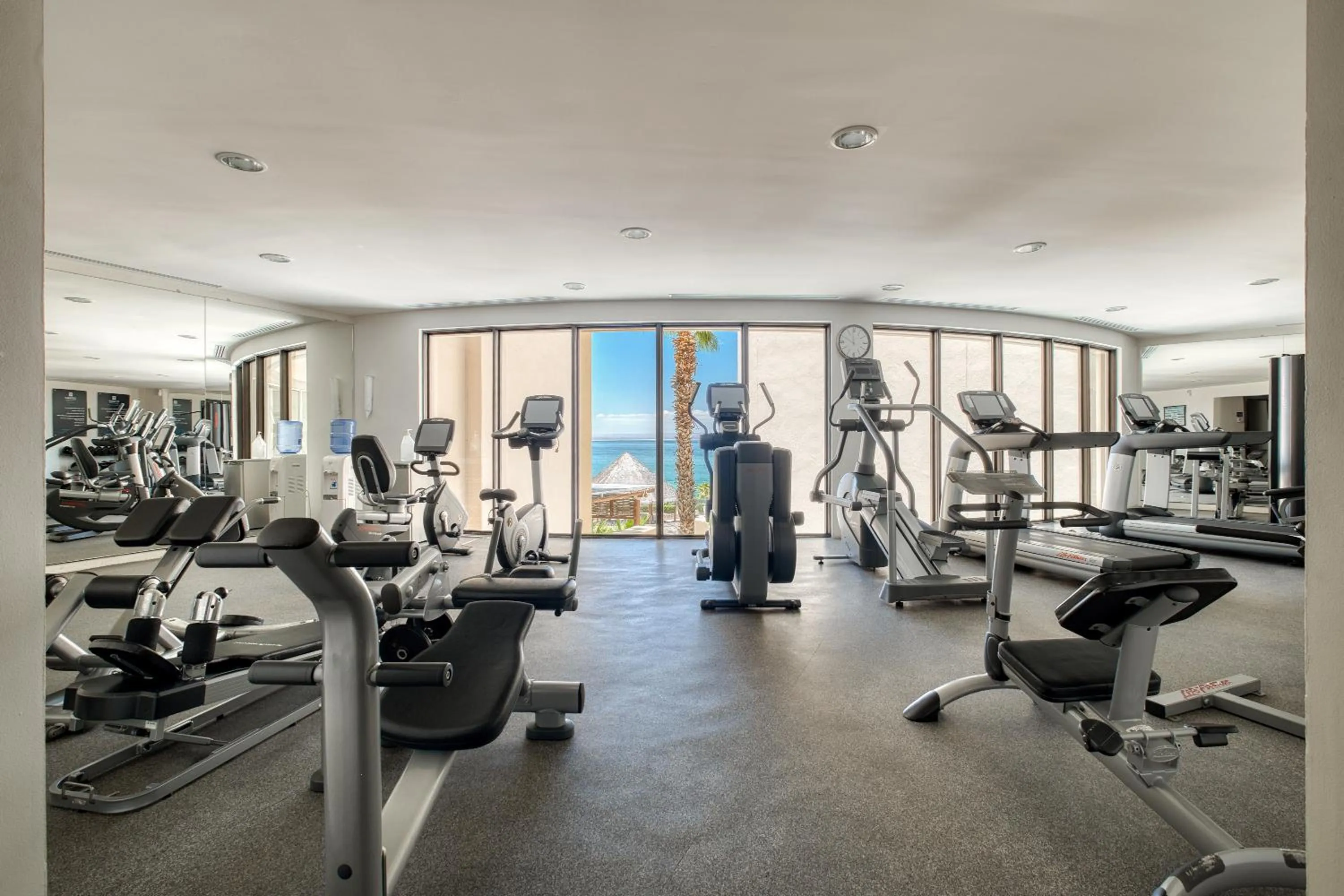 Fitness centre/facilities in Puerta Cortés Residences by Lumina
