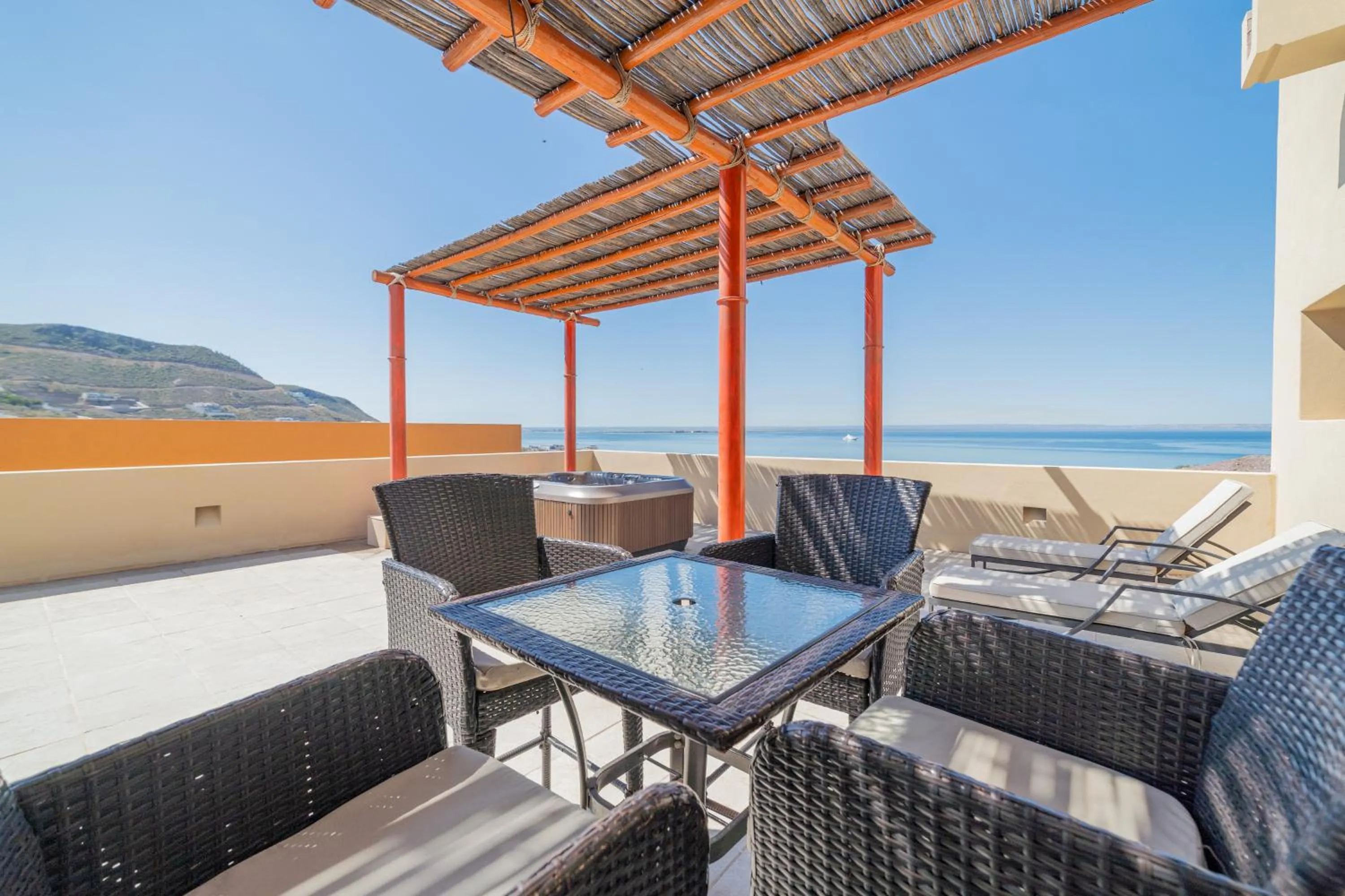 Puerta Cortés Residences by Lumina