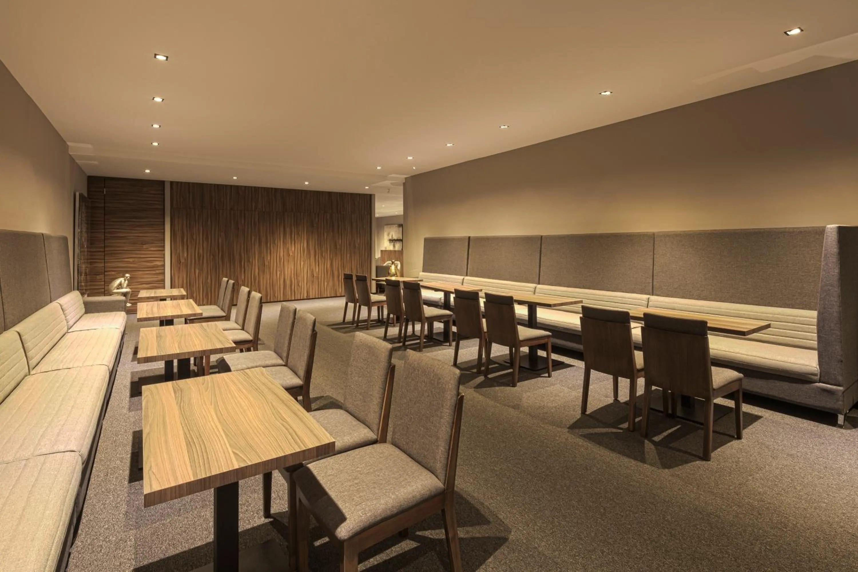 Restaurant/places to eat in Kharma Suites