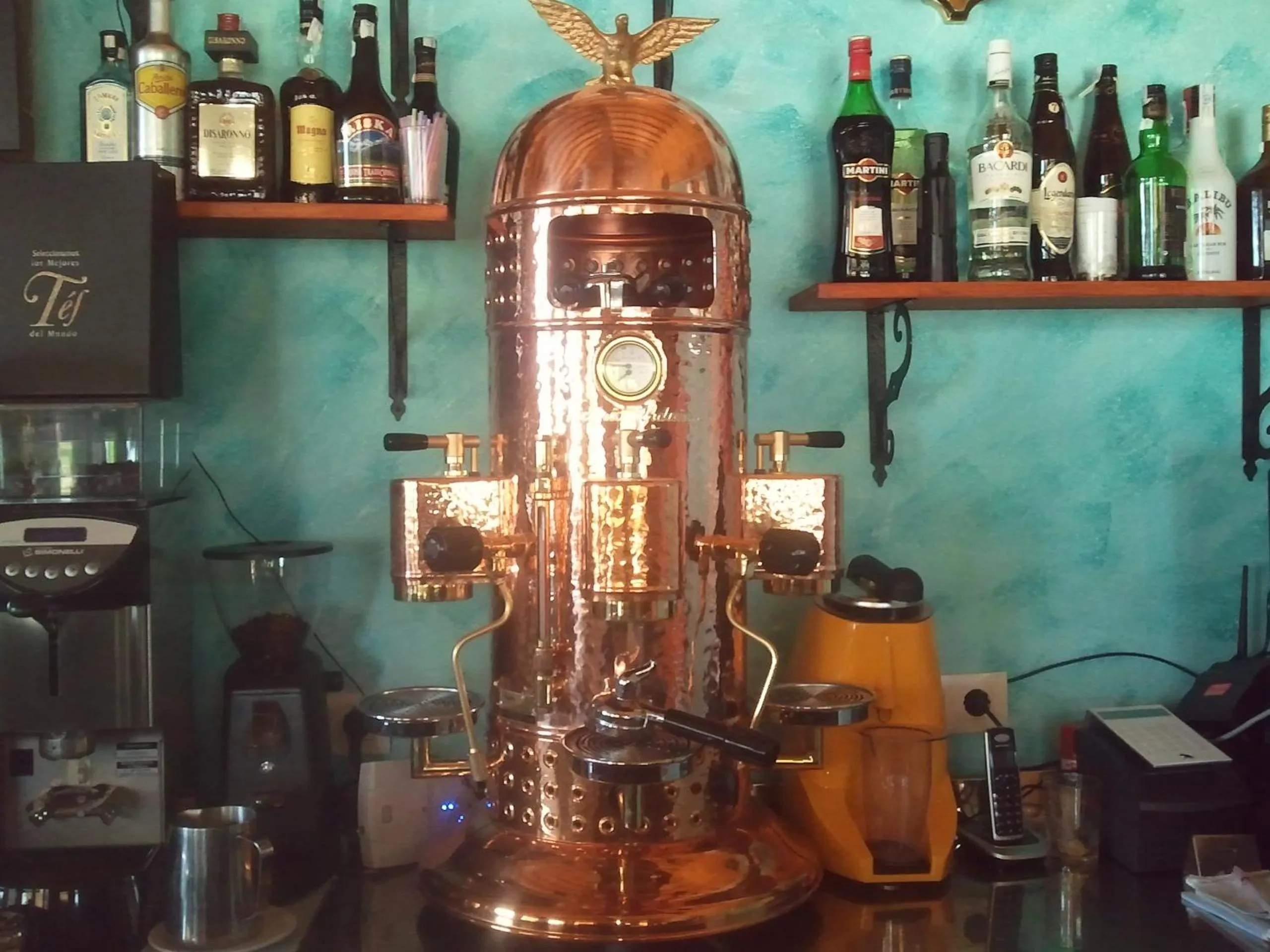 Restaurant/places to eat in Apartamentos Paraje San Gines