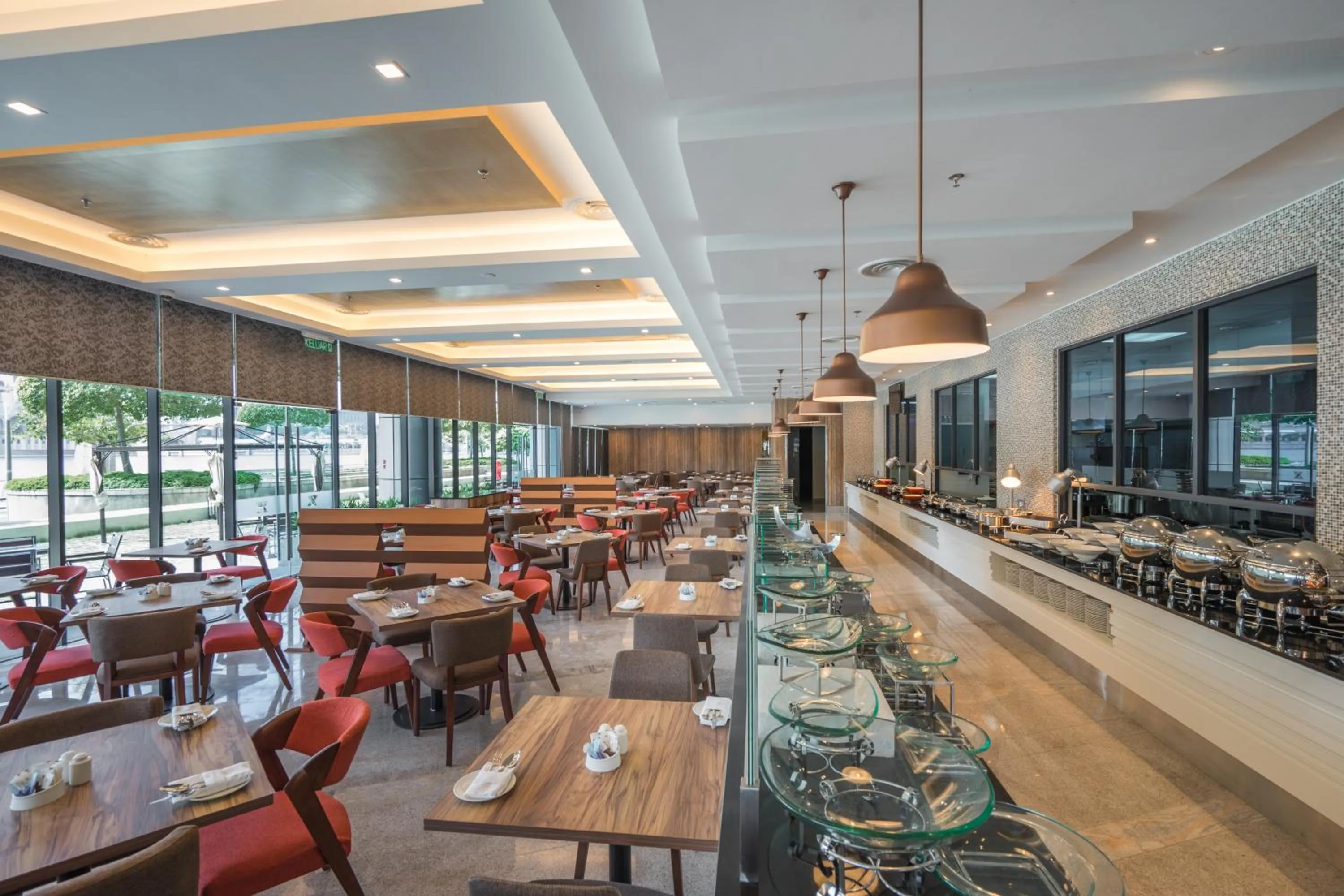 Restaurant/places to eat in Zenith Hotel Putrajaya