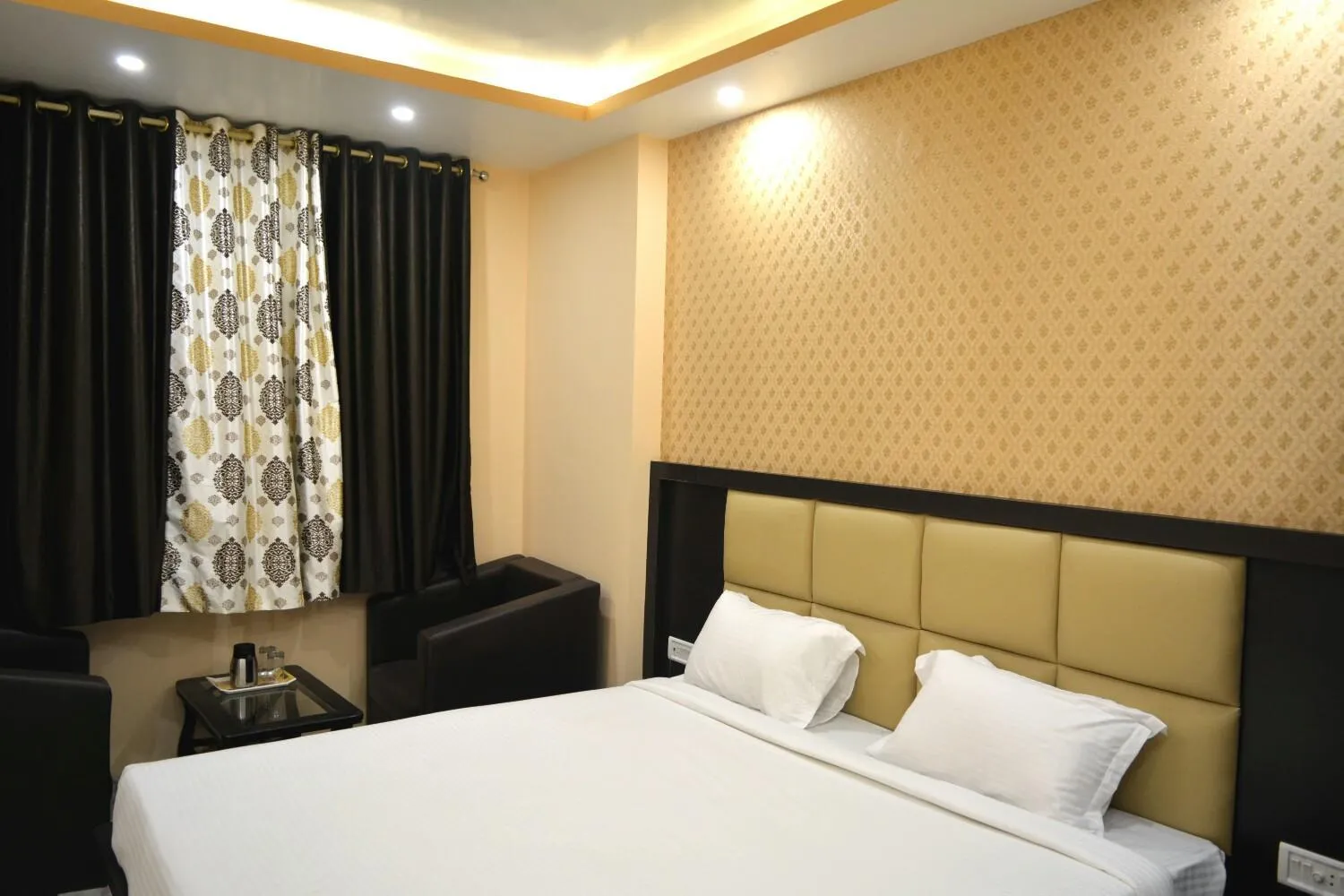 Olive suites