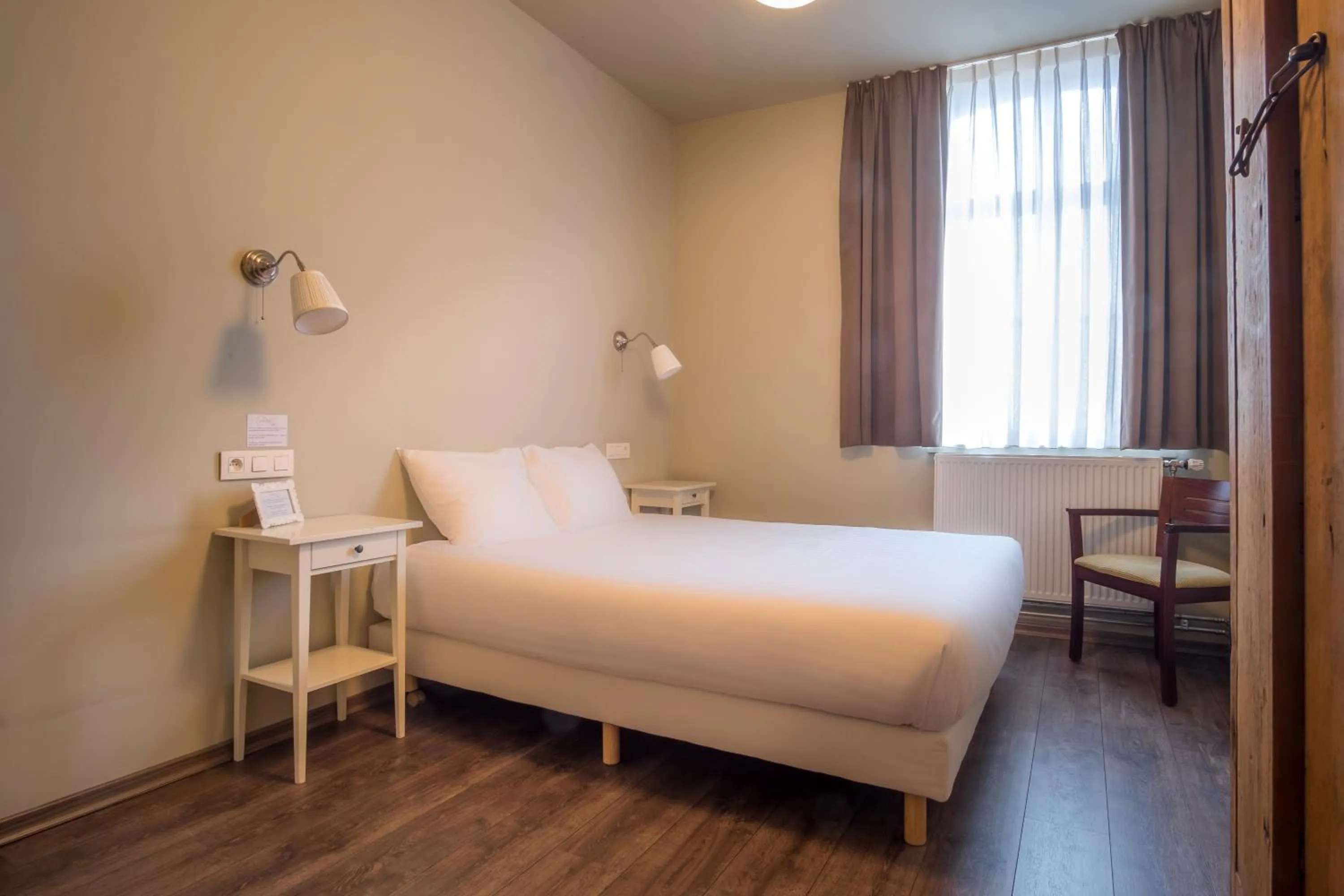 Bedroom, Bed in La Merveilleuse by Infiniti hôtel