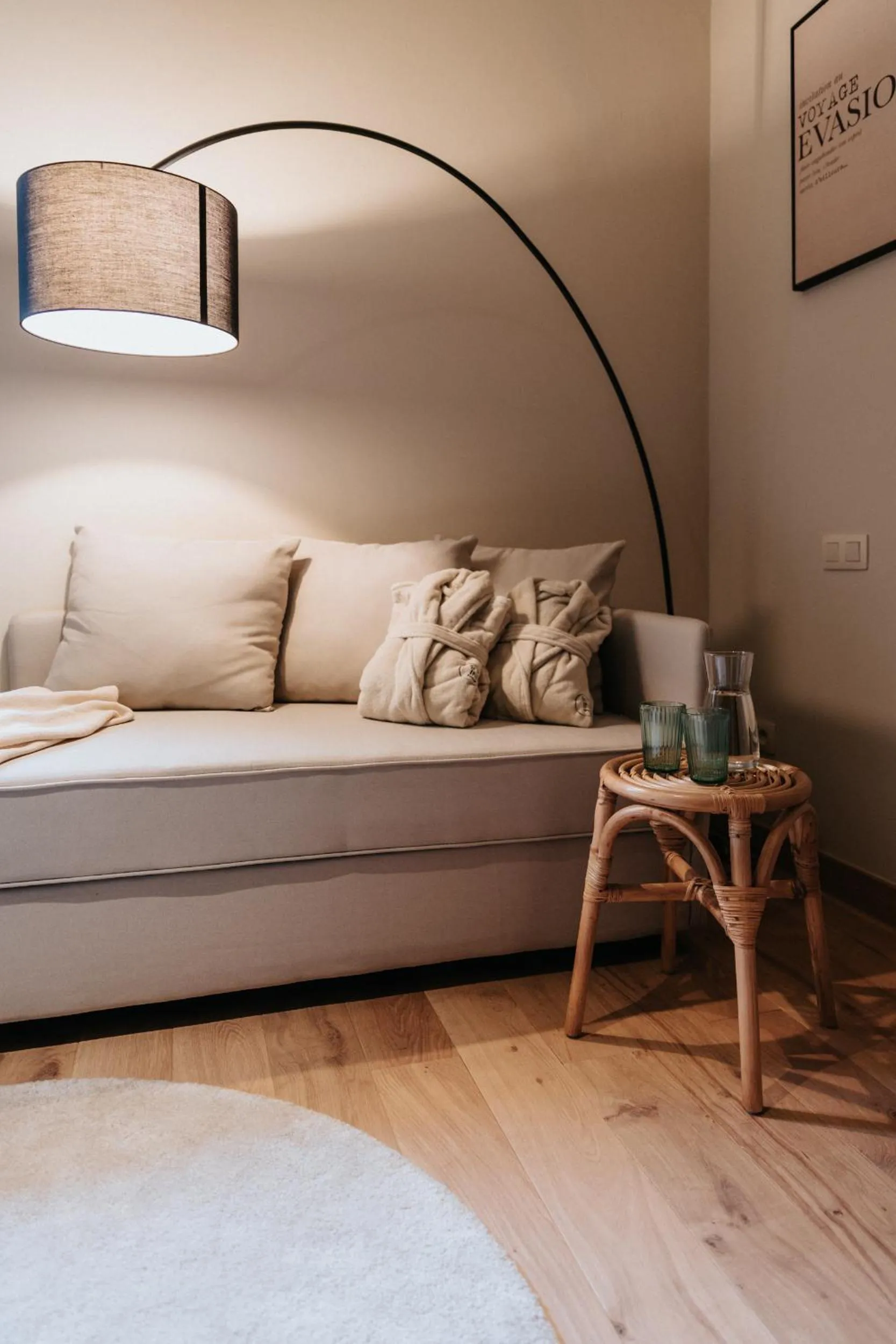 Seating area, Bed in La Merveilleuse by Infiniti hôtel