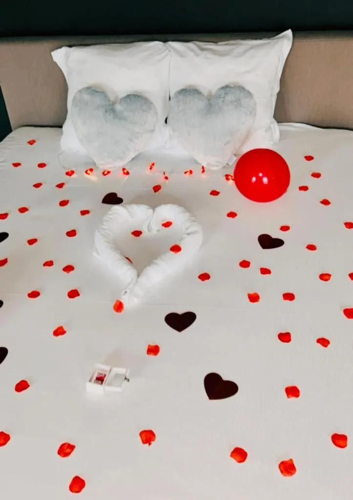 Bed in La Merveilleuse by Infiniti hôtel