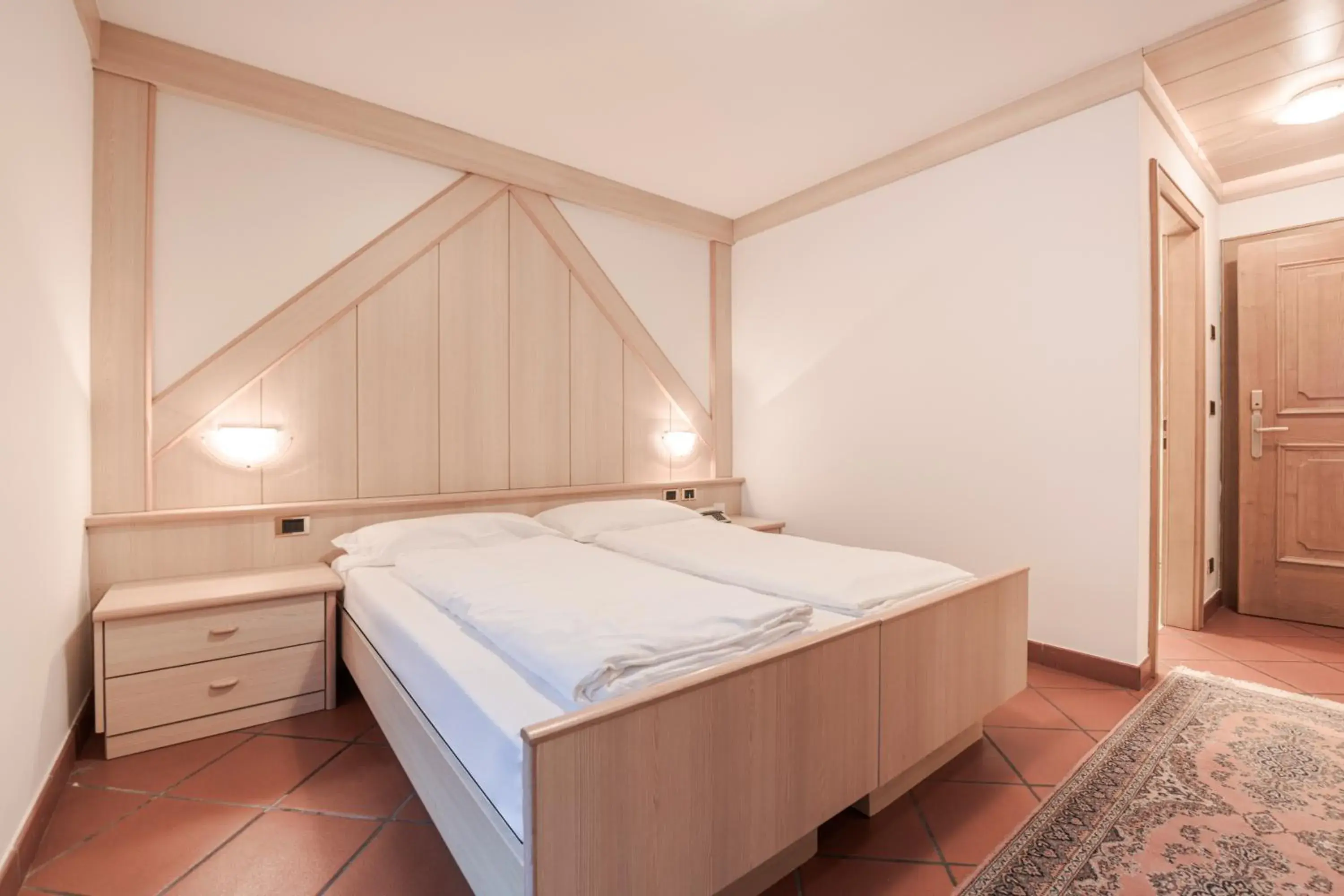 Economy Single Room - single occupancy in Hotel Foresta Economy Single Room - single occupancy in Hotel Foresta