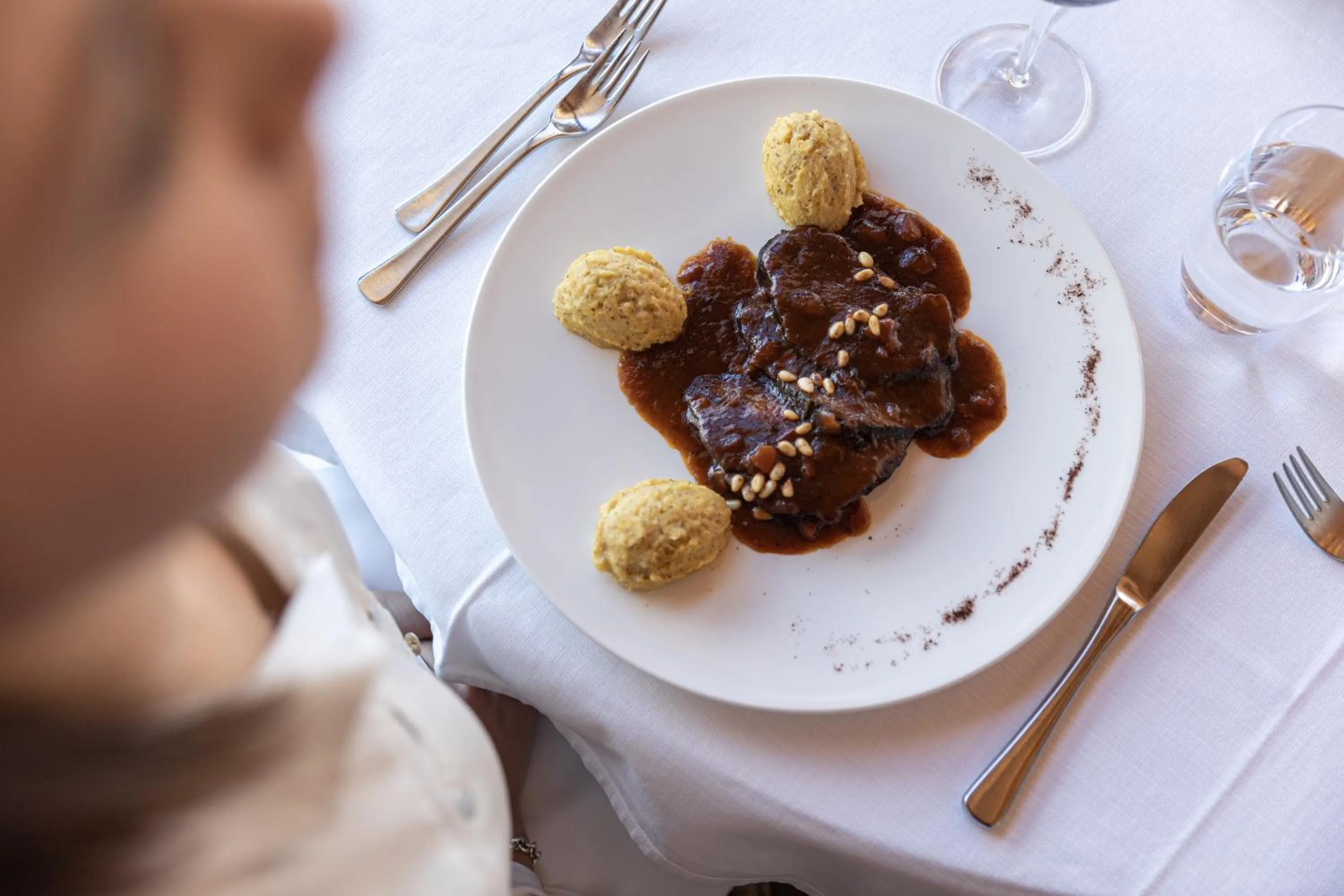 Restaurant/places to eat in Hotel Foresta