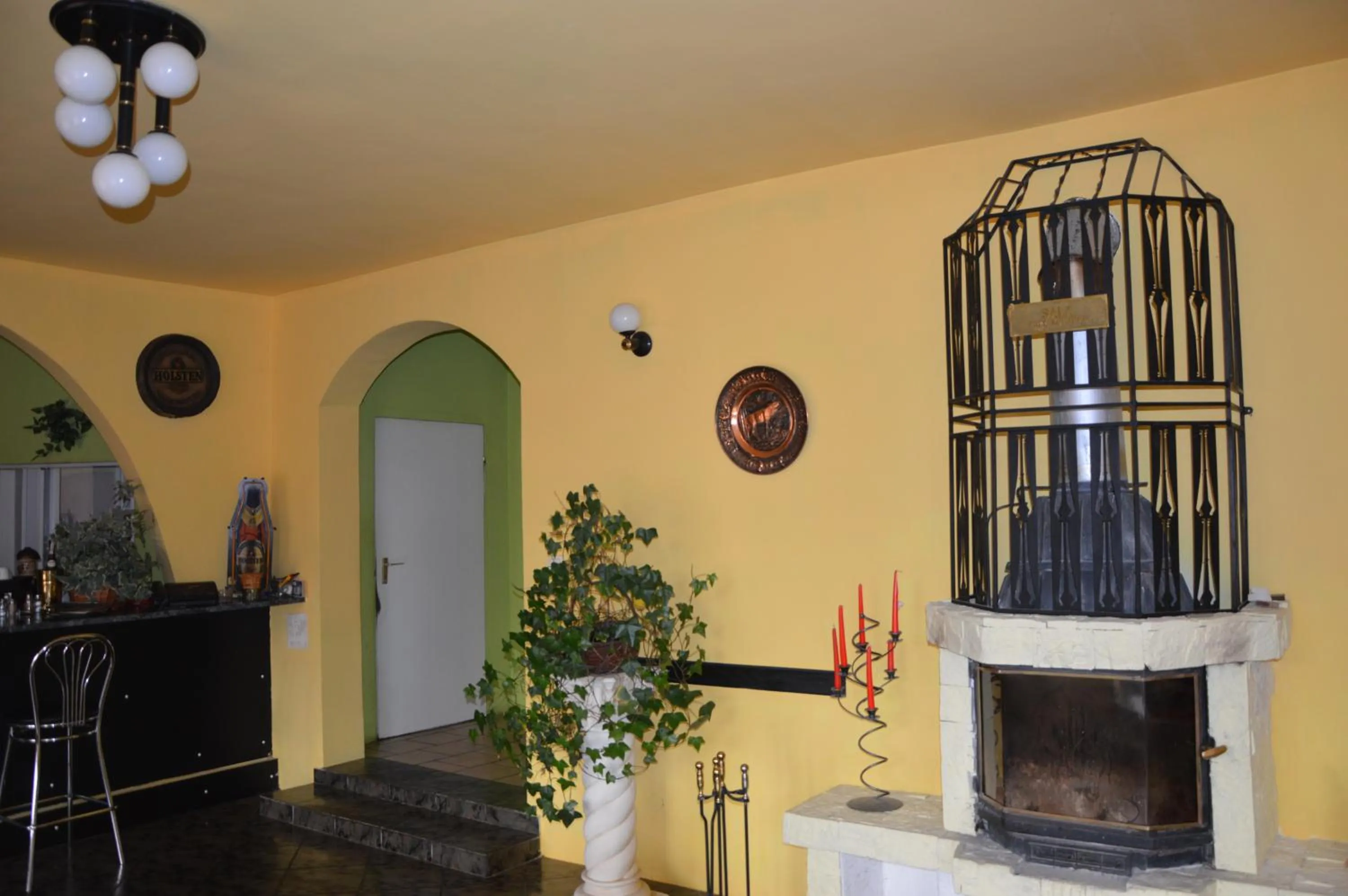 Restaurant/places to eat in Hotel Pod Dębami