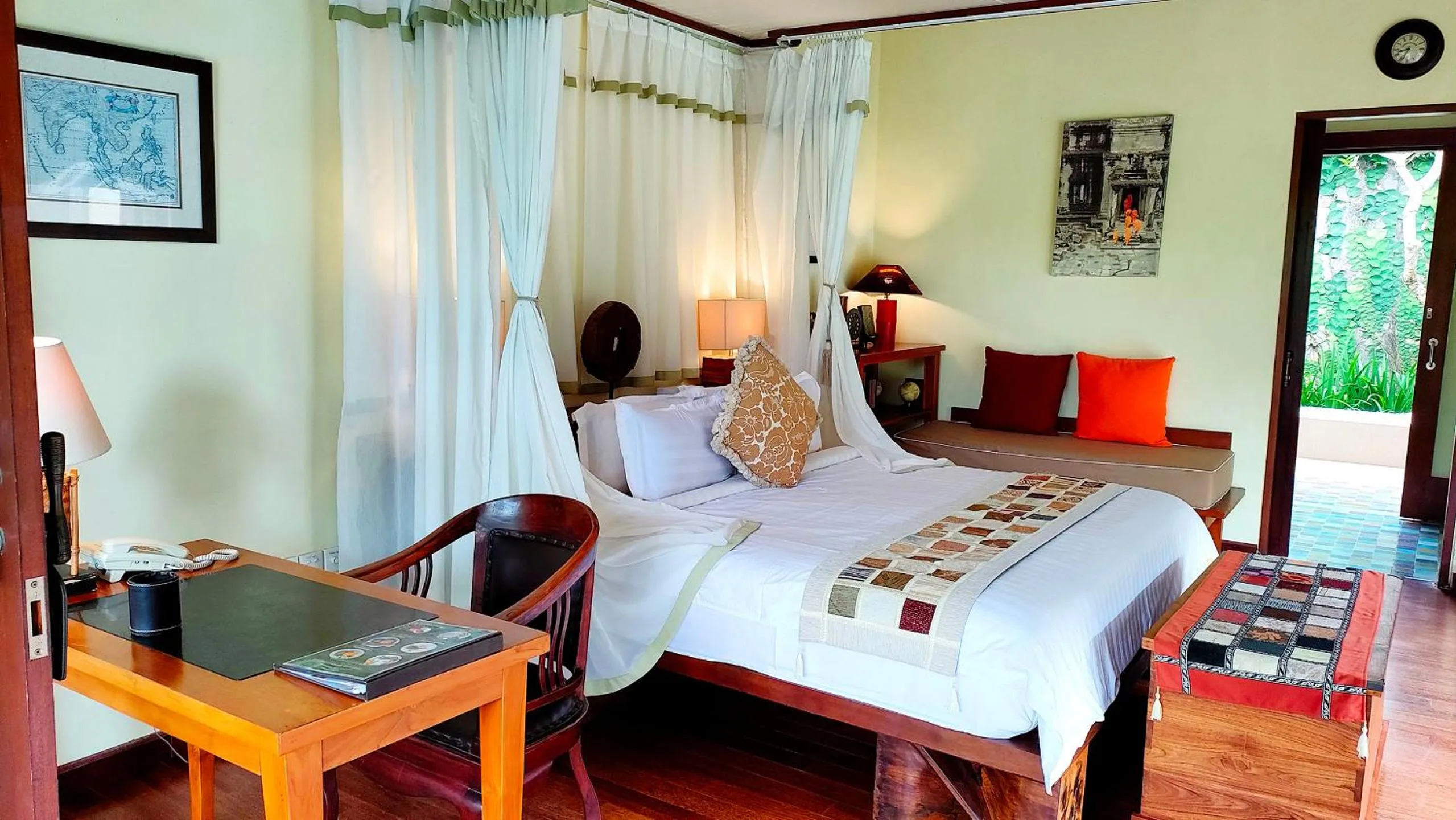 Bed in Villa Nirvana