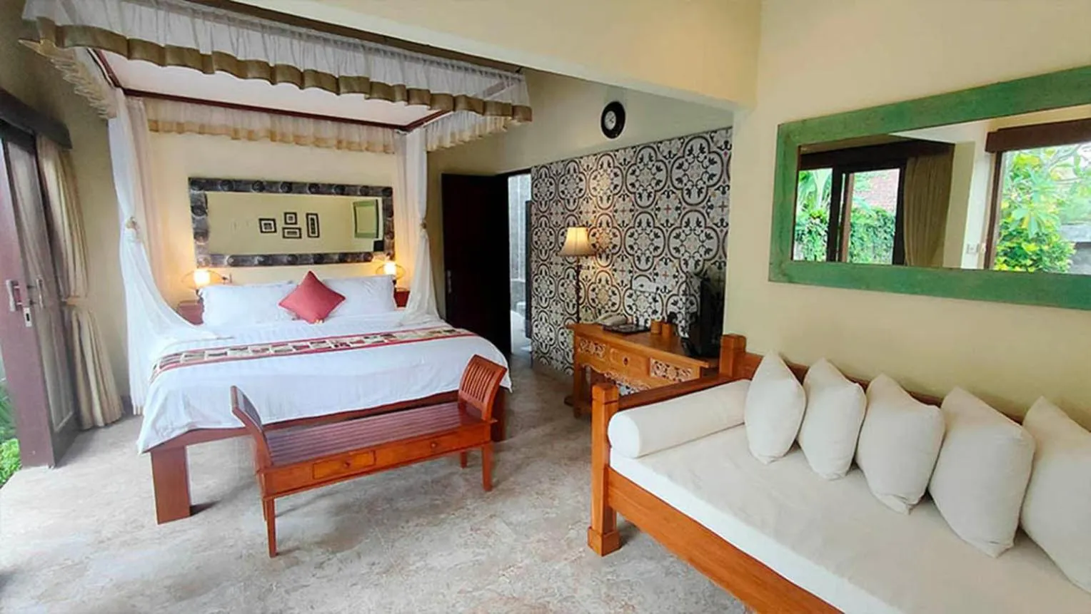 Bed in Villa Nirvana
