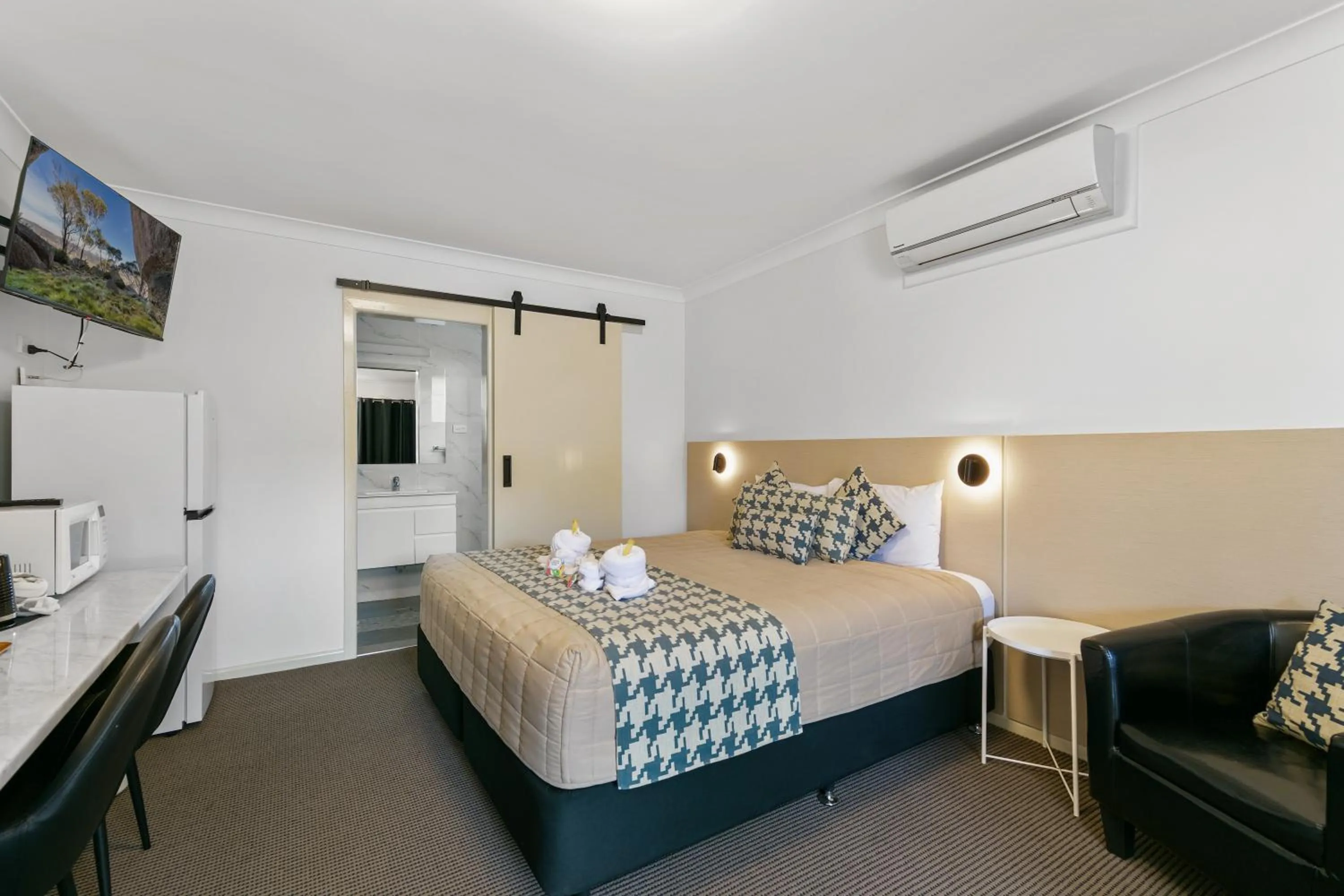 Bedroom, Bed in Kandos Fairways Motel