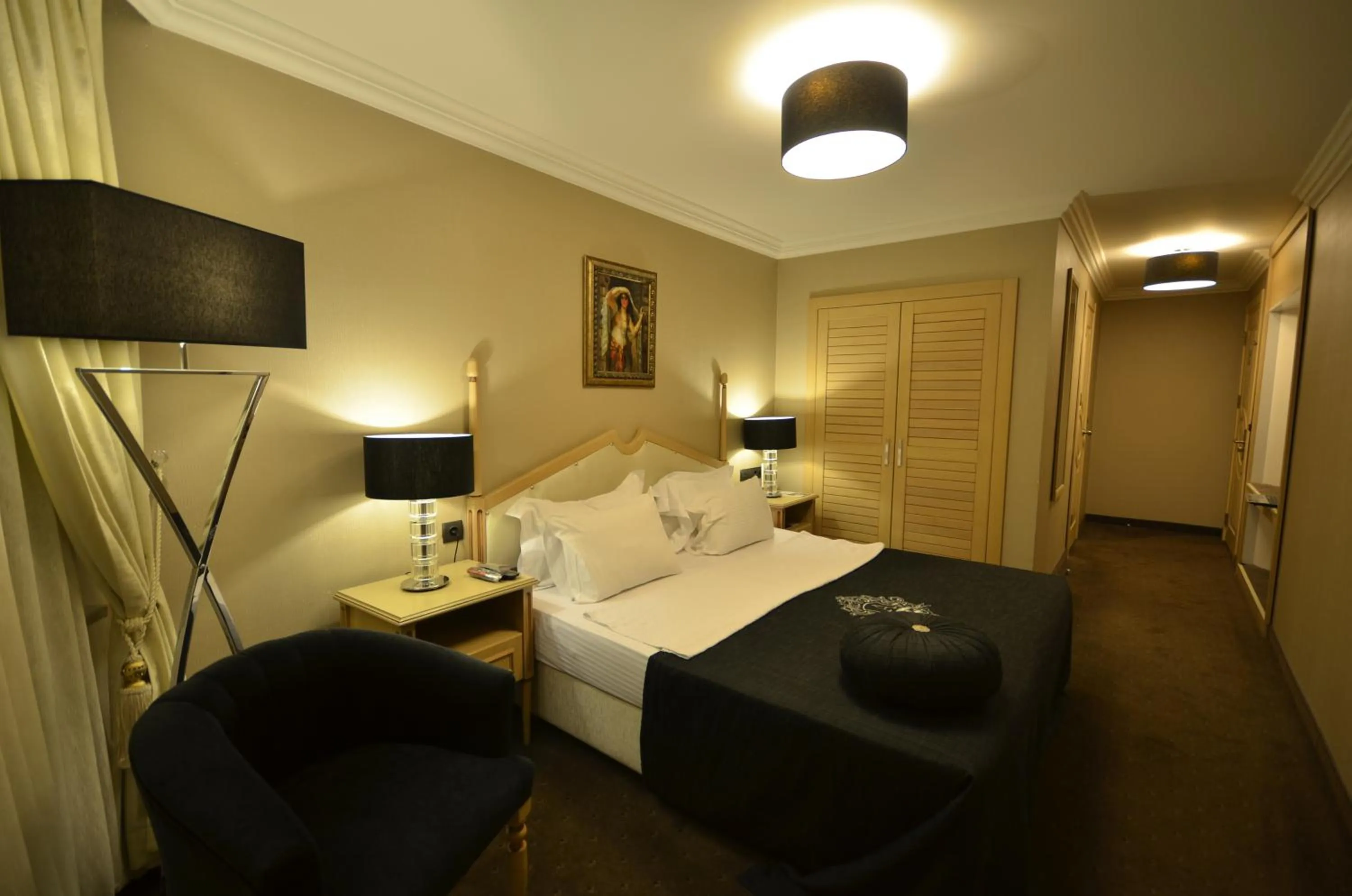 Photo of the whole room, Bed in Ada Life Hotel