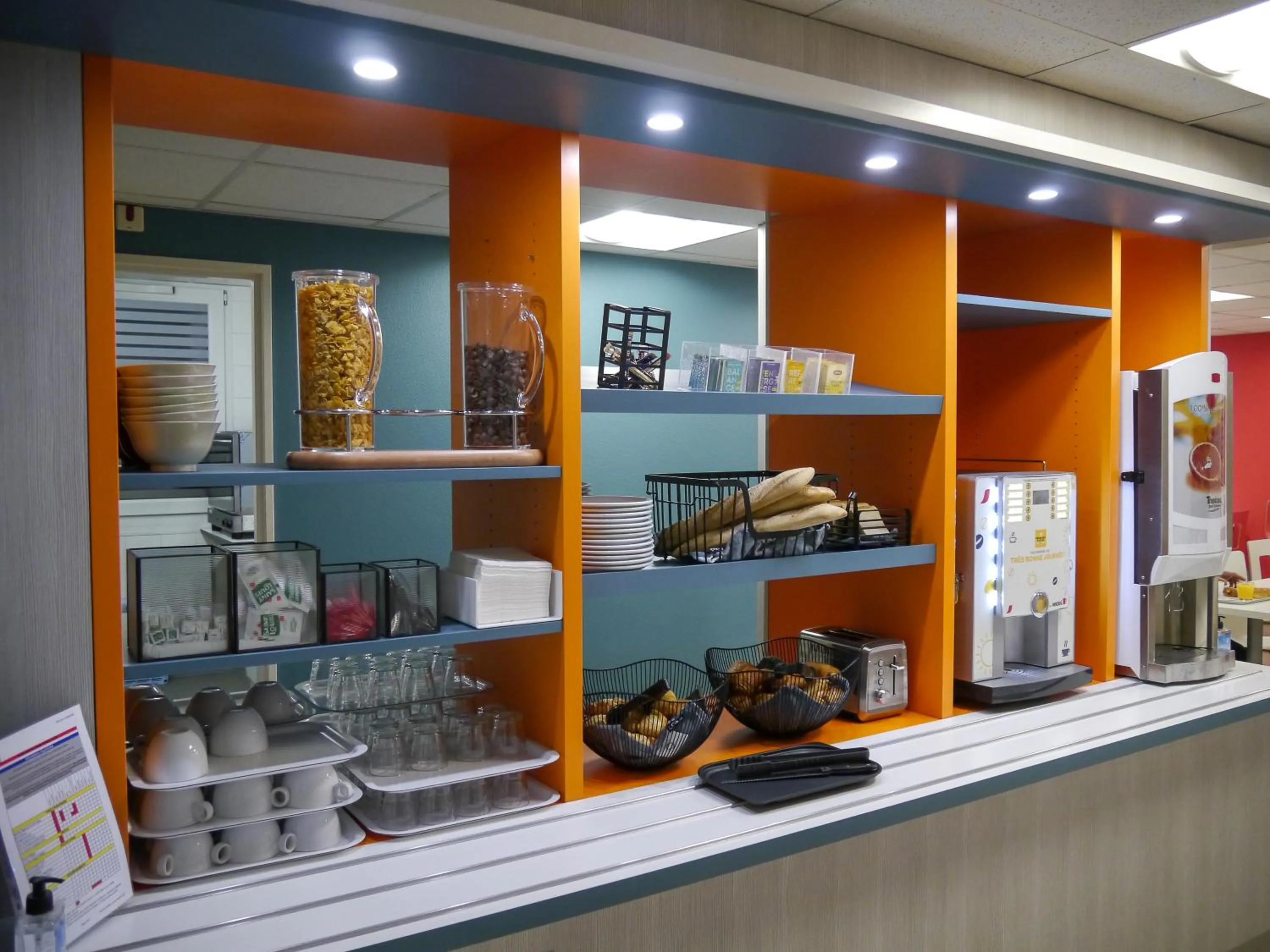 Breakfast in Kyriad Direct Mont De Marsan - St Avit