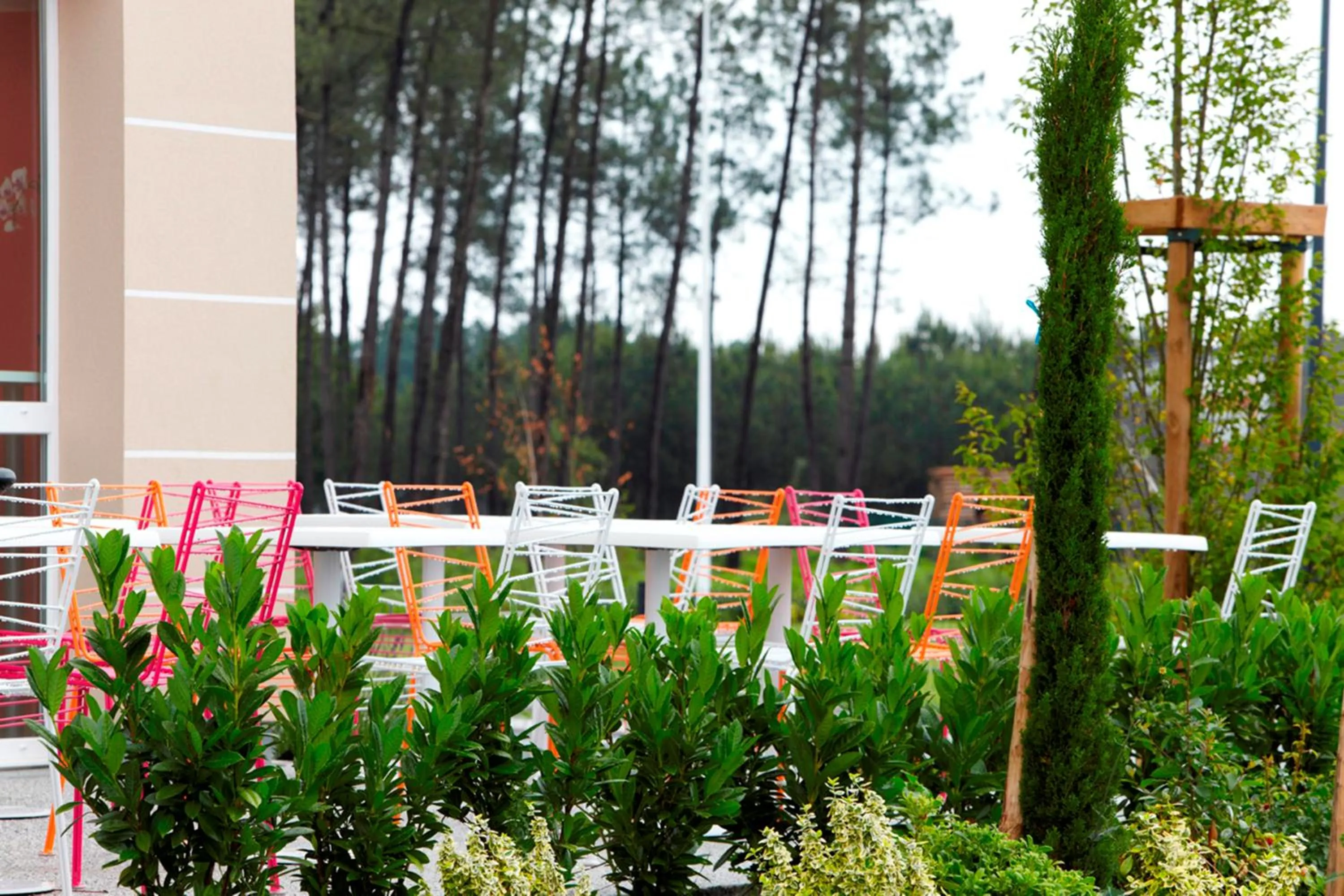 Facade/entrance in Kyriad Direct Mont De Marsan - St Avit