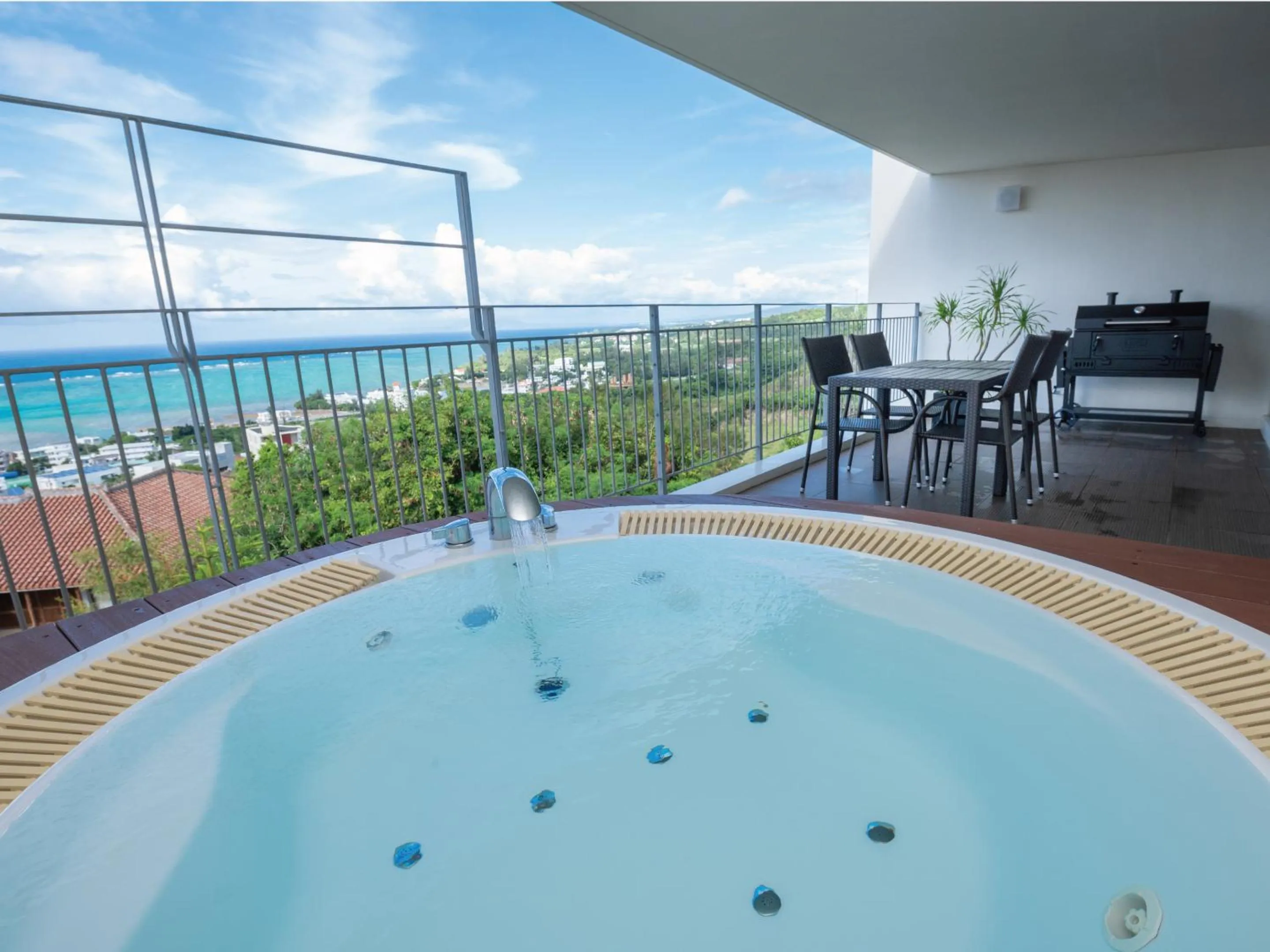 Balcony/Terrace in Condominium T-Room