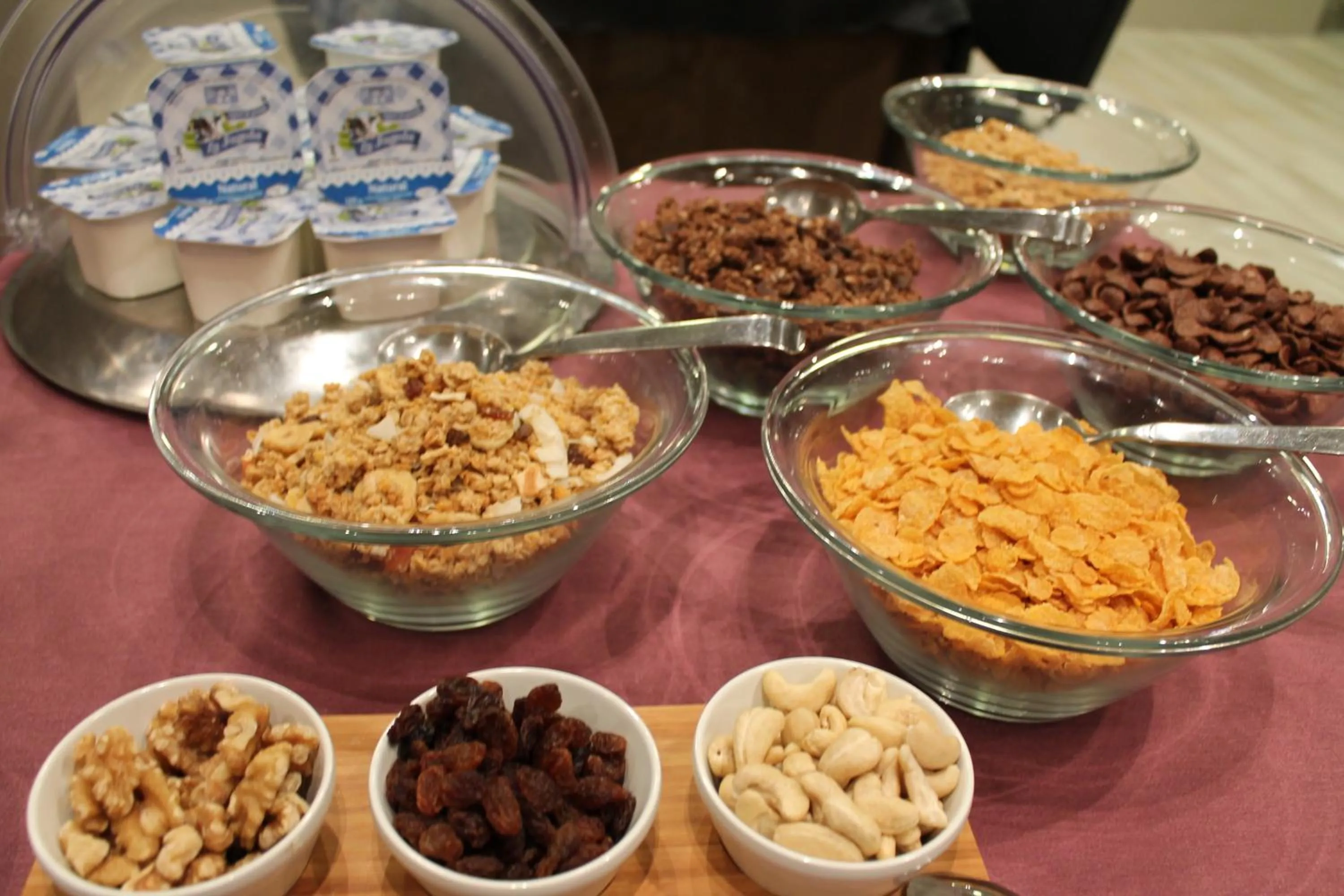 Food and drinks in Hotel Jardí Apartaments