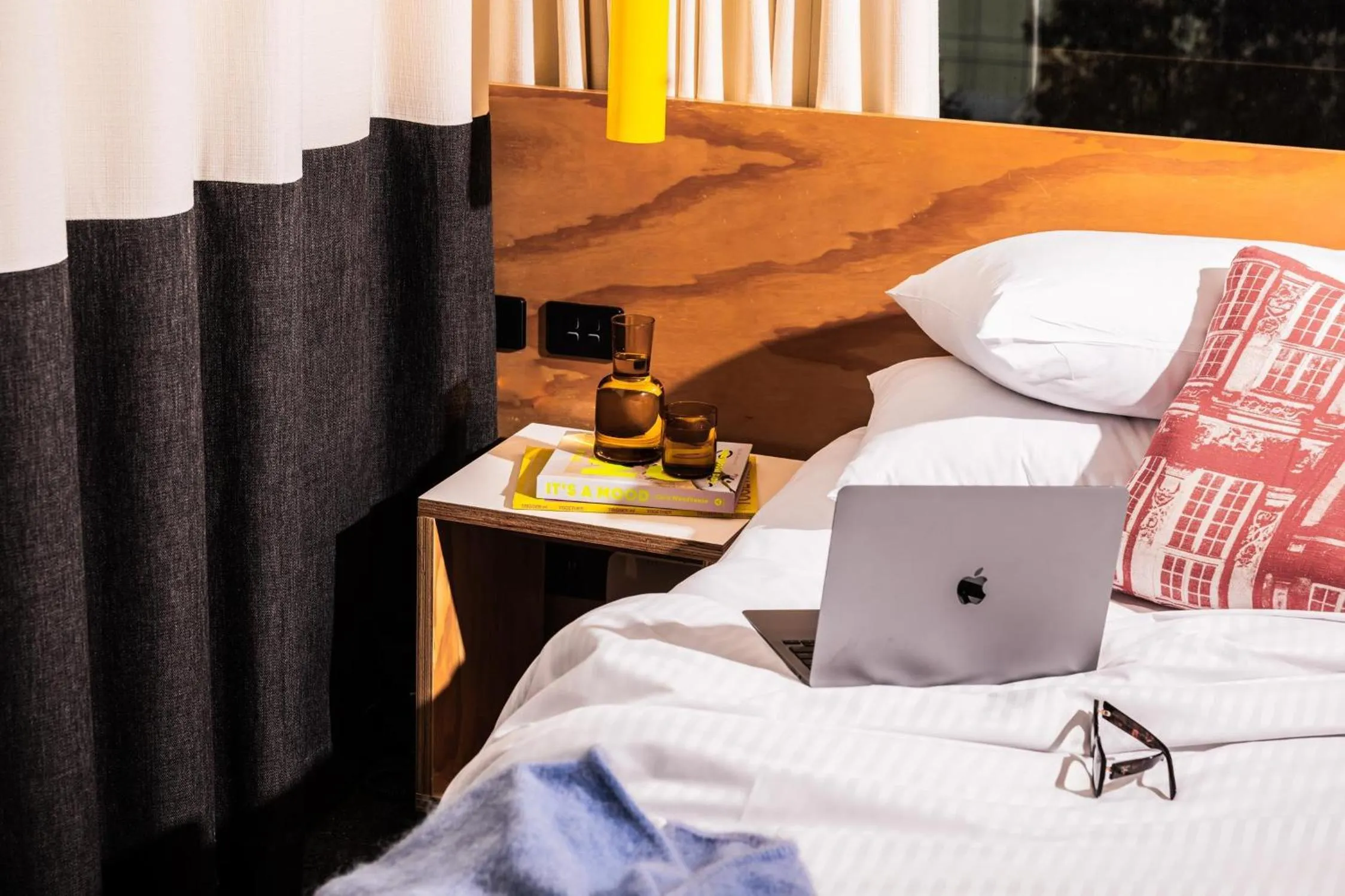 Bedroom, Bed in Atura Adelaide Airport