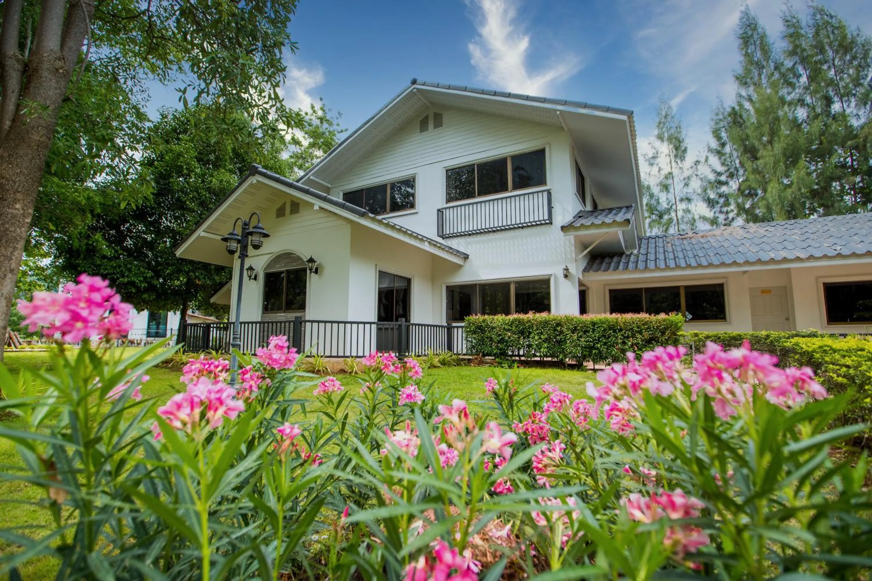 Property building in Diamond Hill Resort