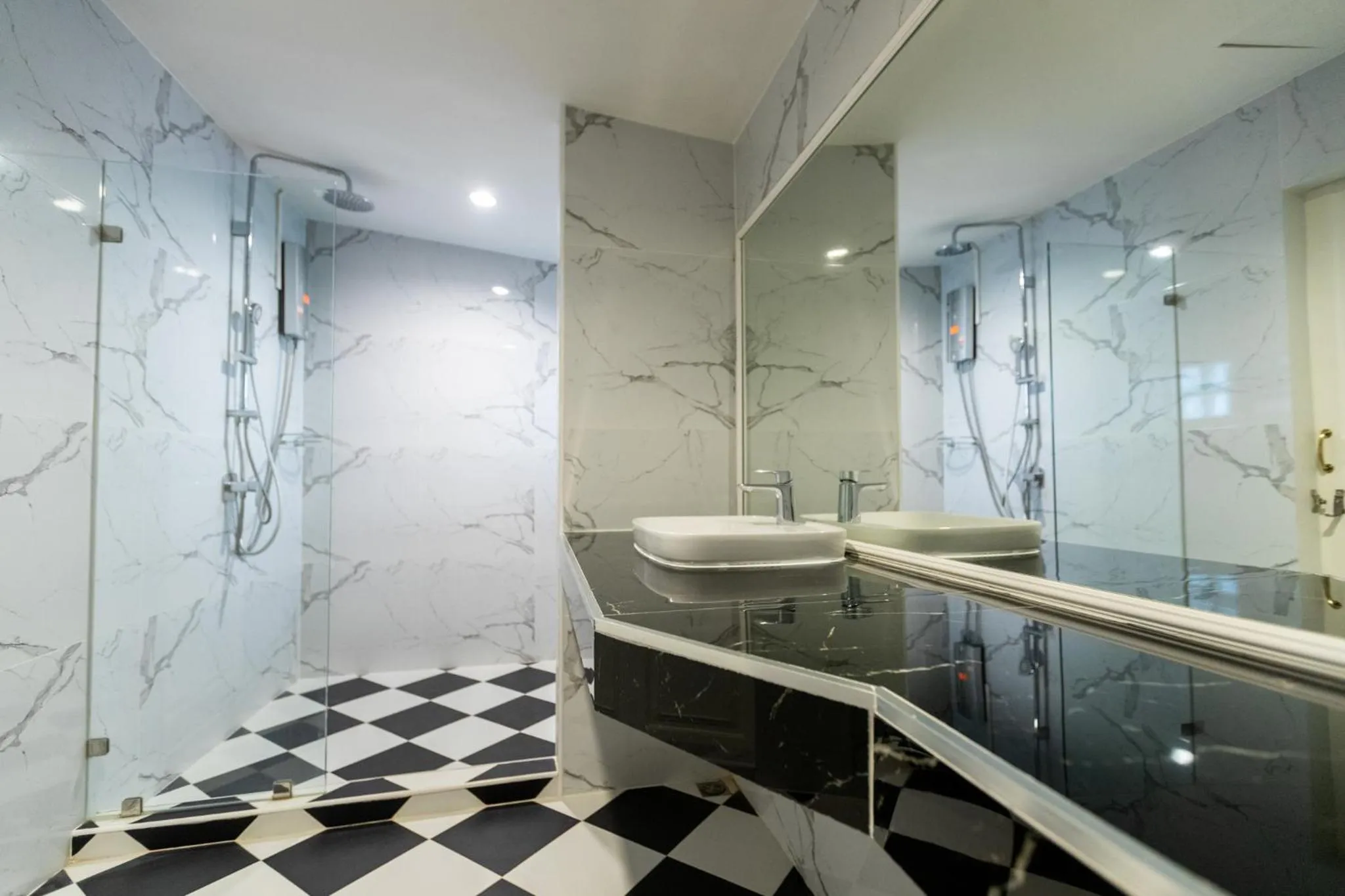 Bathroom in Diamond Hill Resort