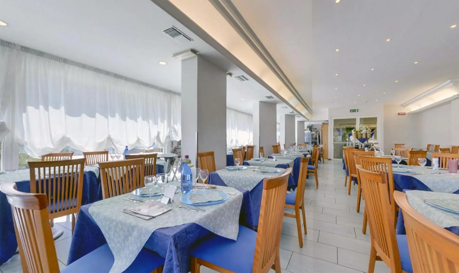 Restaurant/places to eat in Hotel Margareth