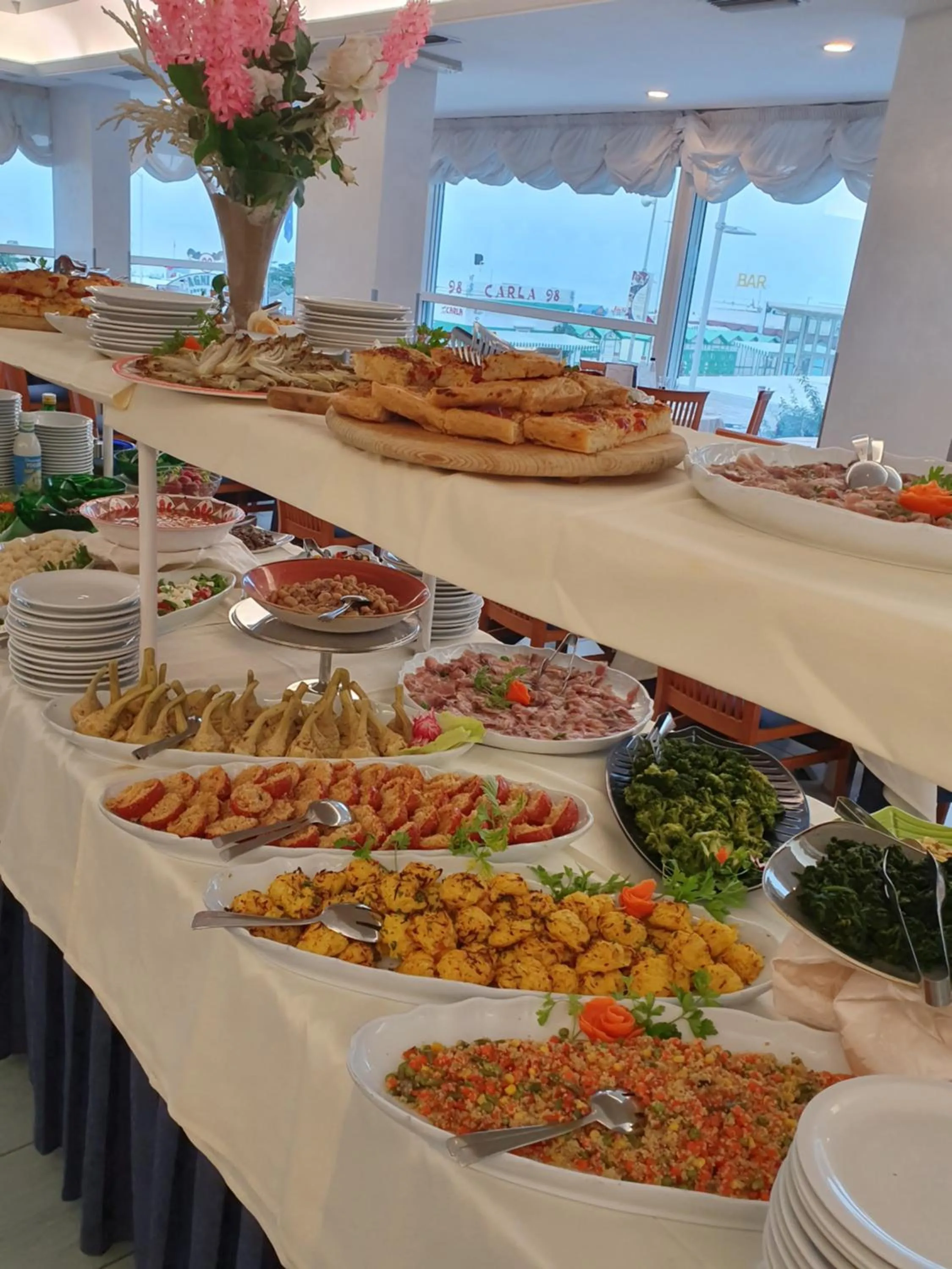 Restaurant/places to eat in Hotel Margareth