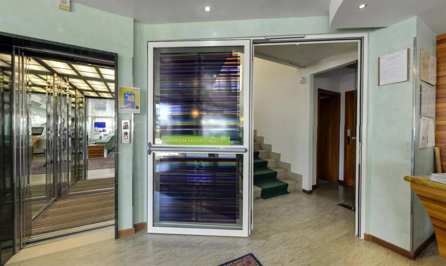 Communal lounge/ TV room in Hotel Margareth