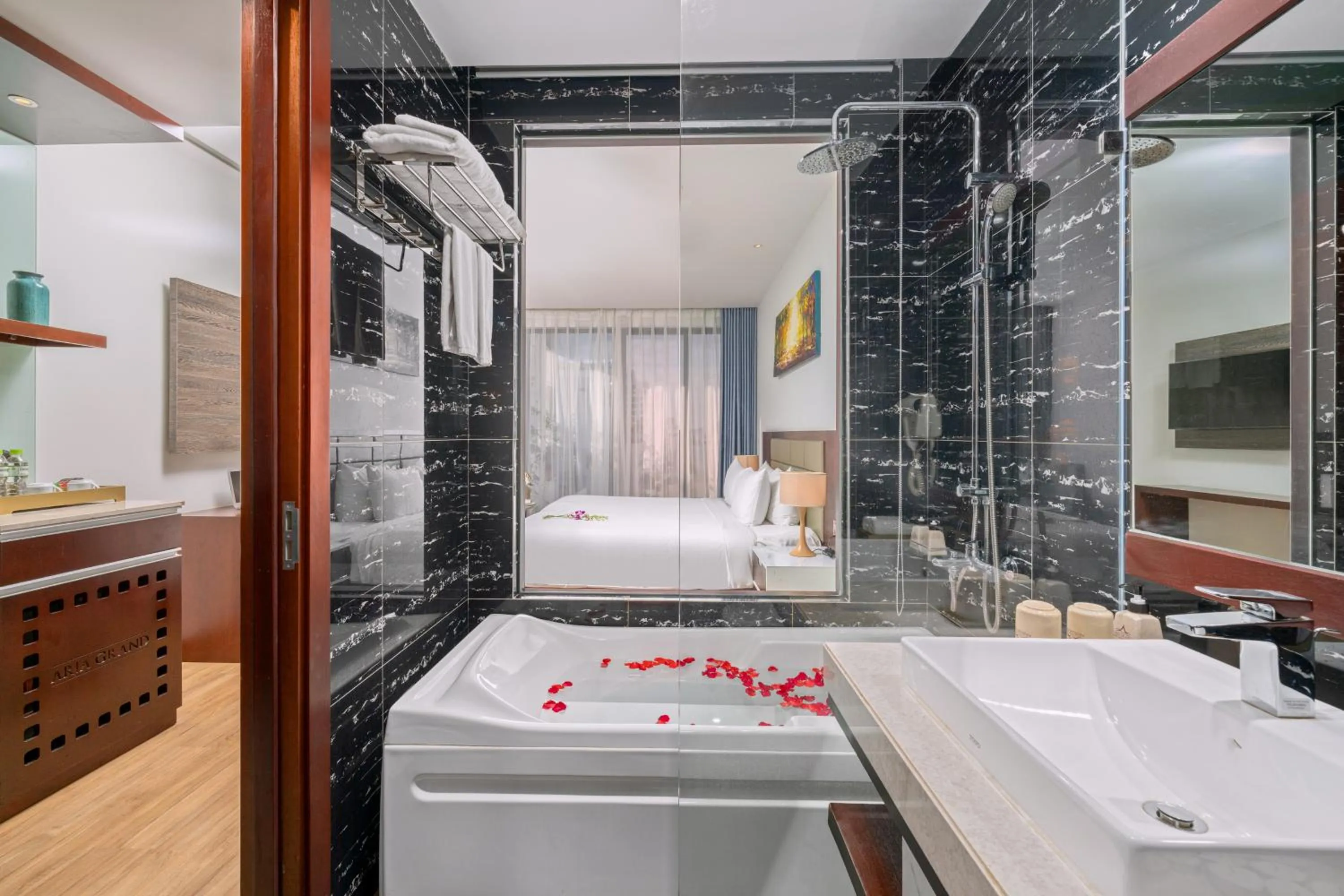 Public Bath in Aria Grand Hotel & Spa