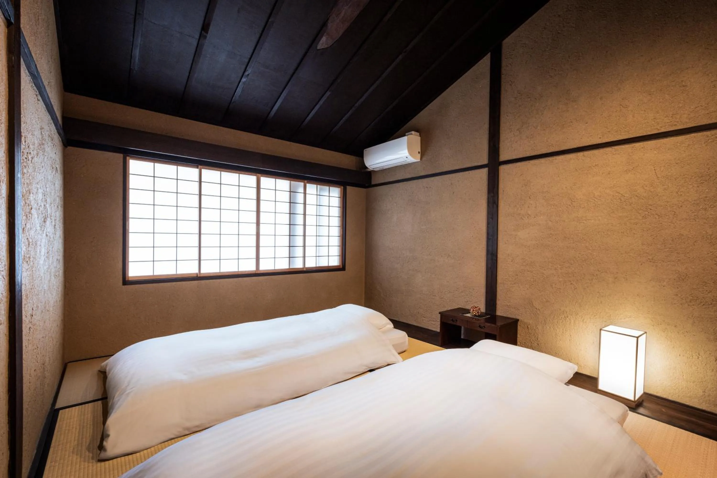 Photo of the whole room, Bed in Rinn Premium Machiya Kunpu