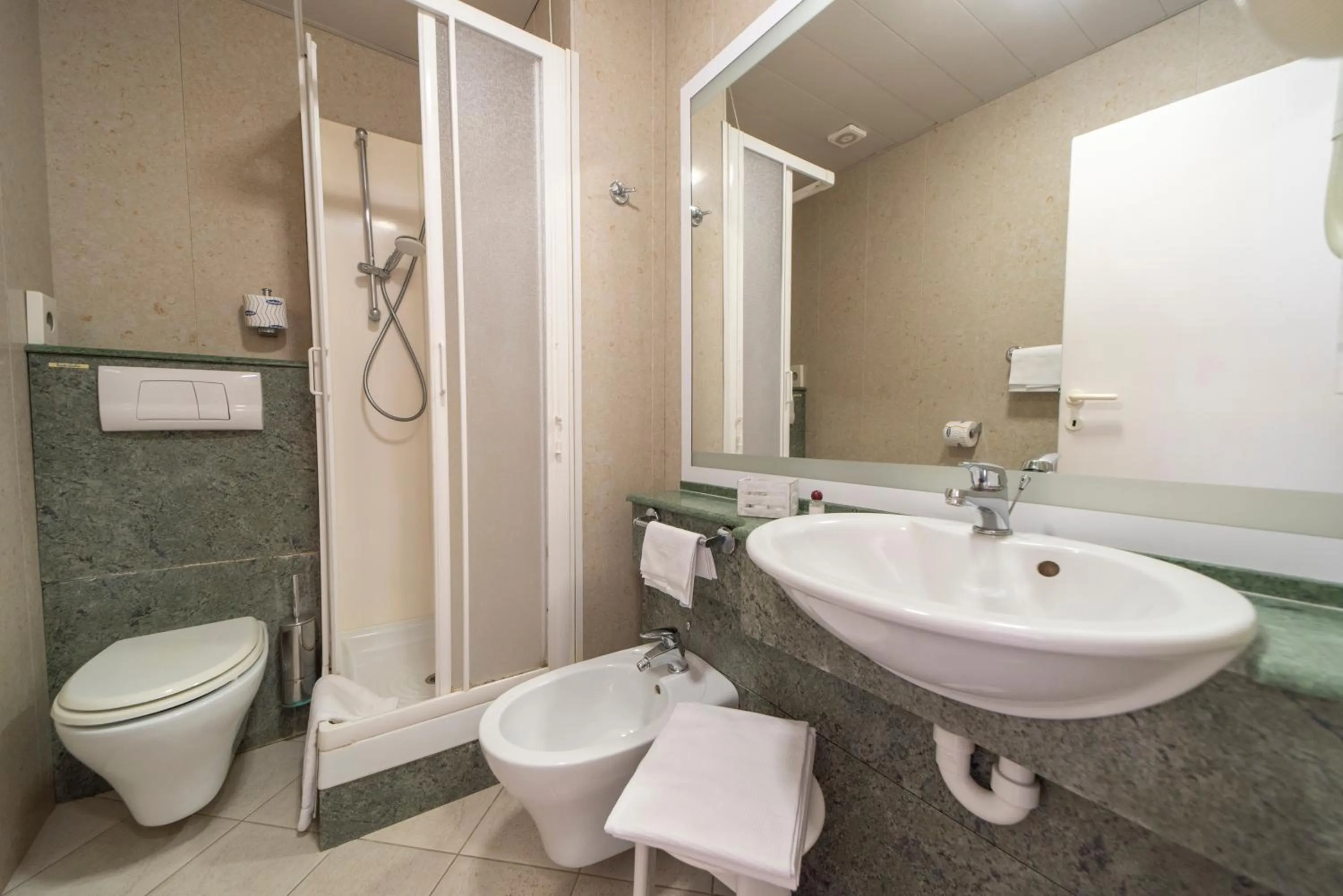 Bathroom in Frank's Hotel