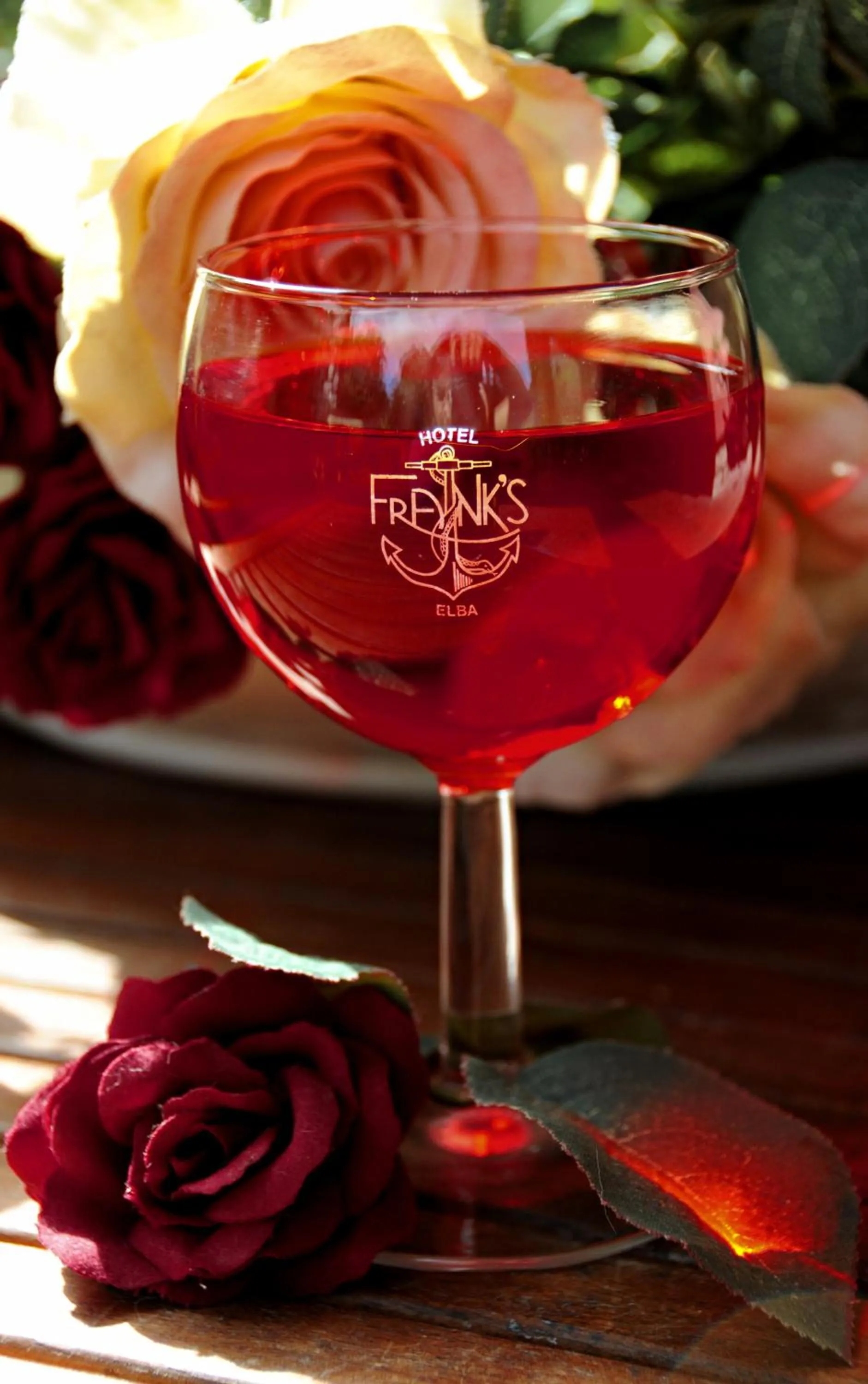 Restaurant/places to eat in Frank's Hotel