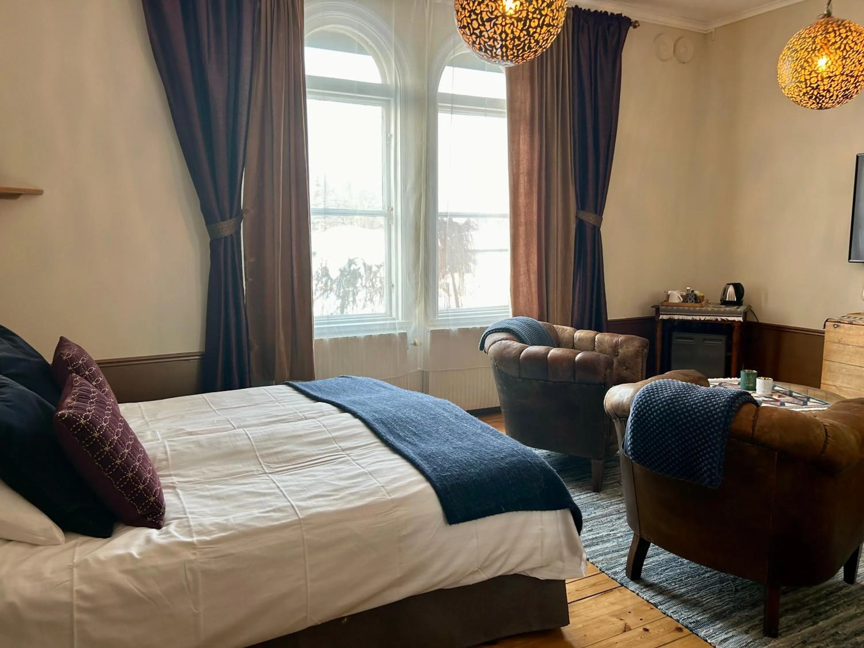 Seating area, Bed in Skultuna Hotell & Konferens