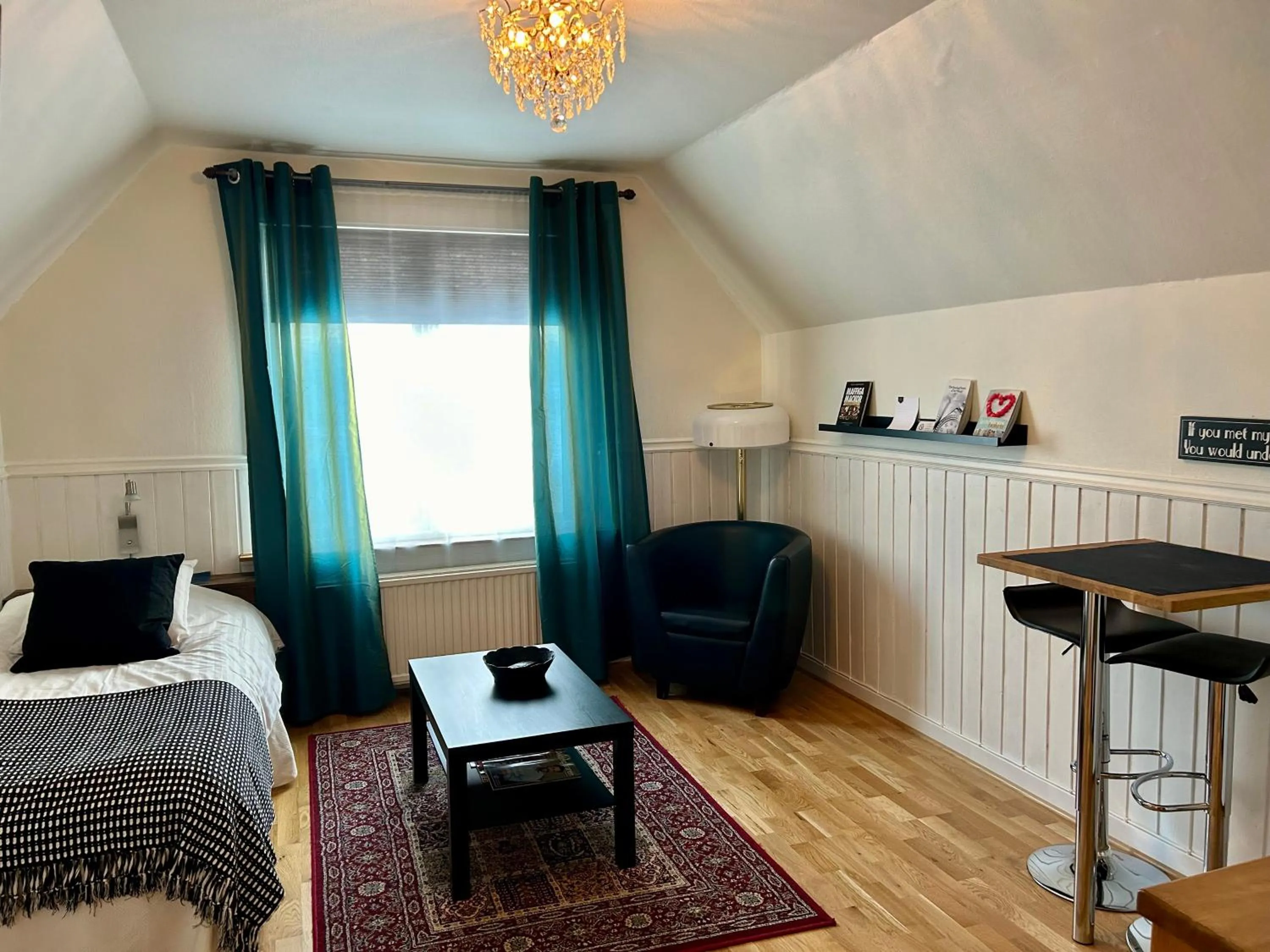 Bedroom, Bed in Skultuna Hotell & Konferens