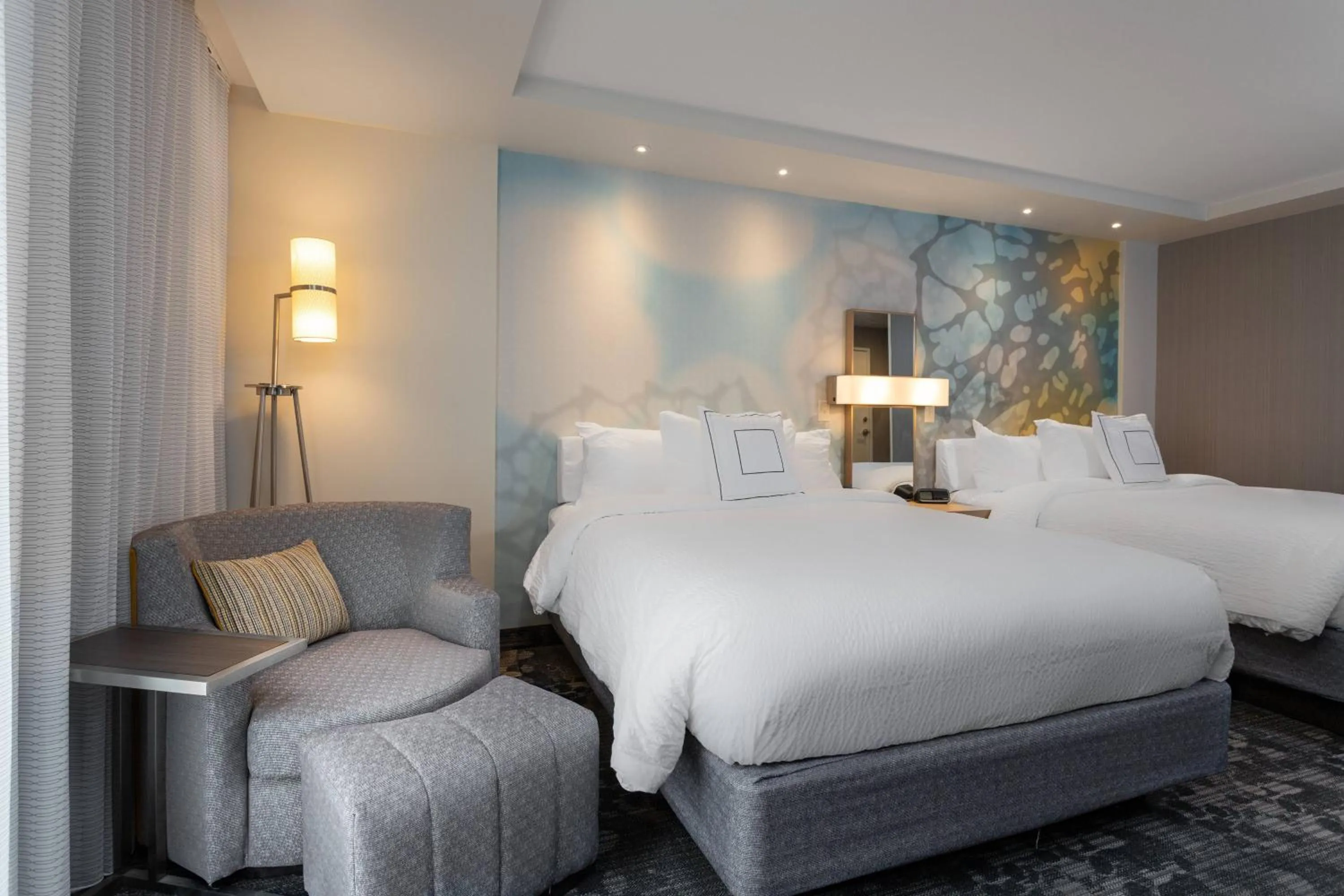 Photo of the whole room, Bed in Courtyard by Marriott Jonesboro