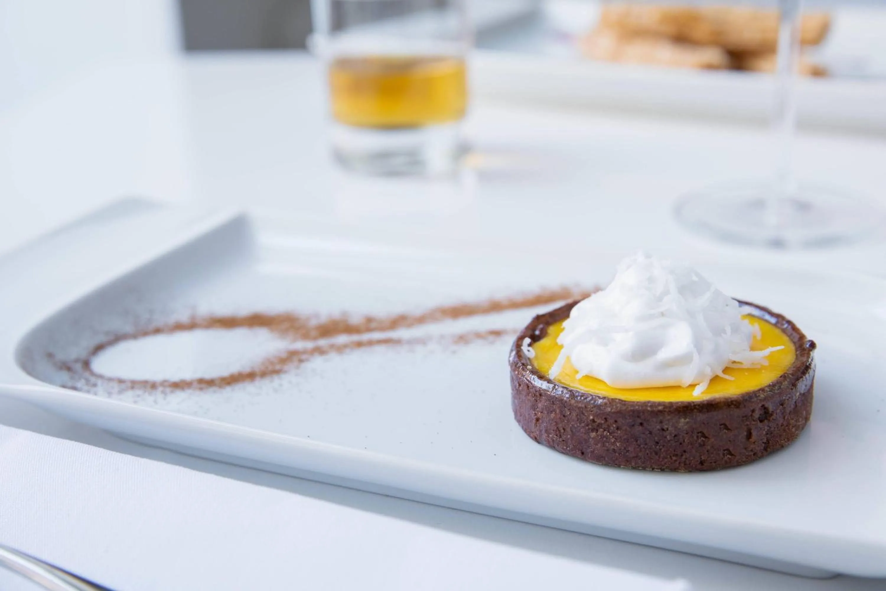 Lounge or bar in Residence Inn by Marriott Stamford Downtown