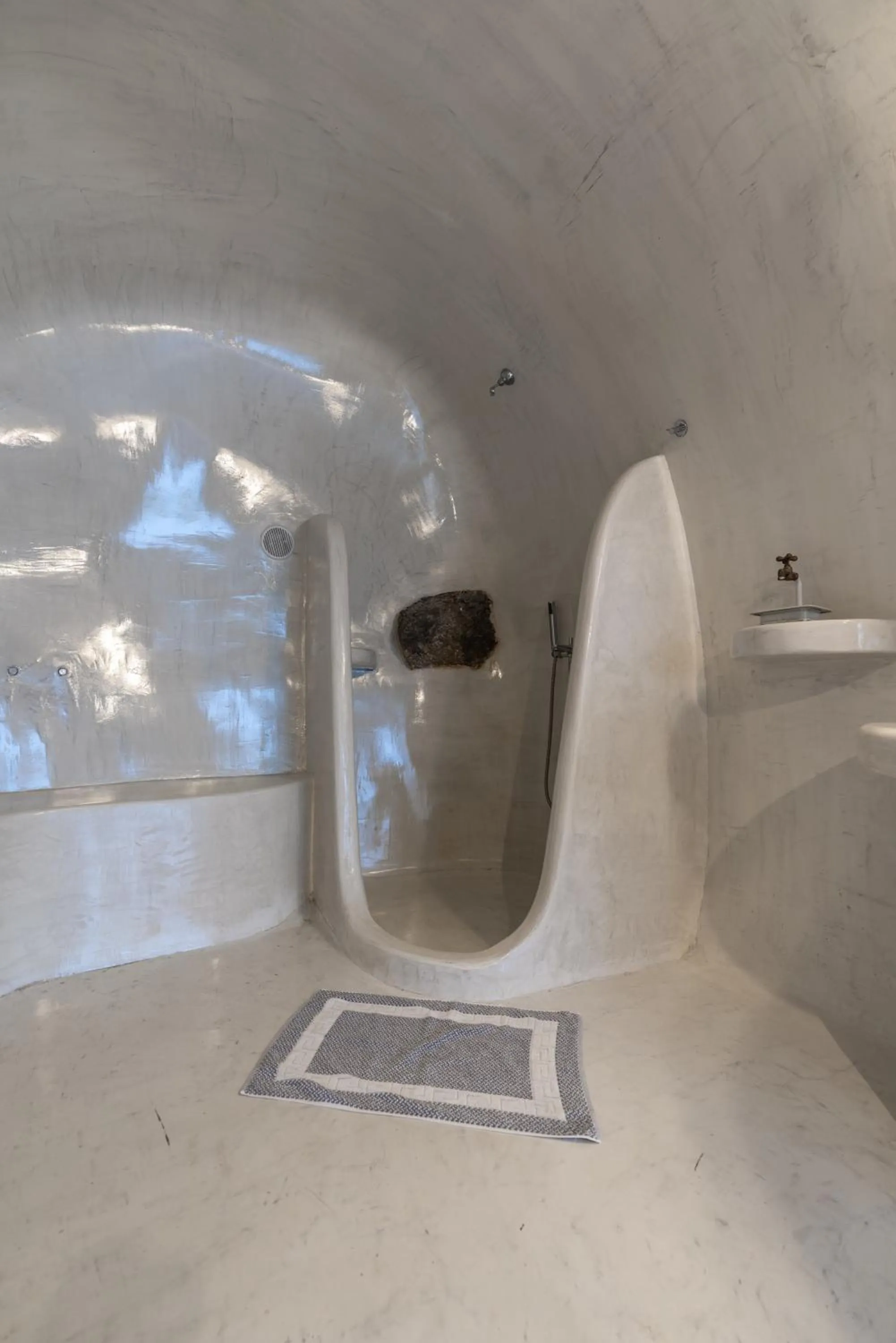 Bathroom in Cally Cave House