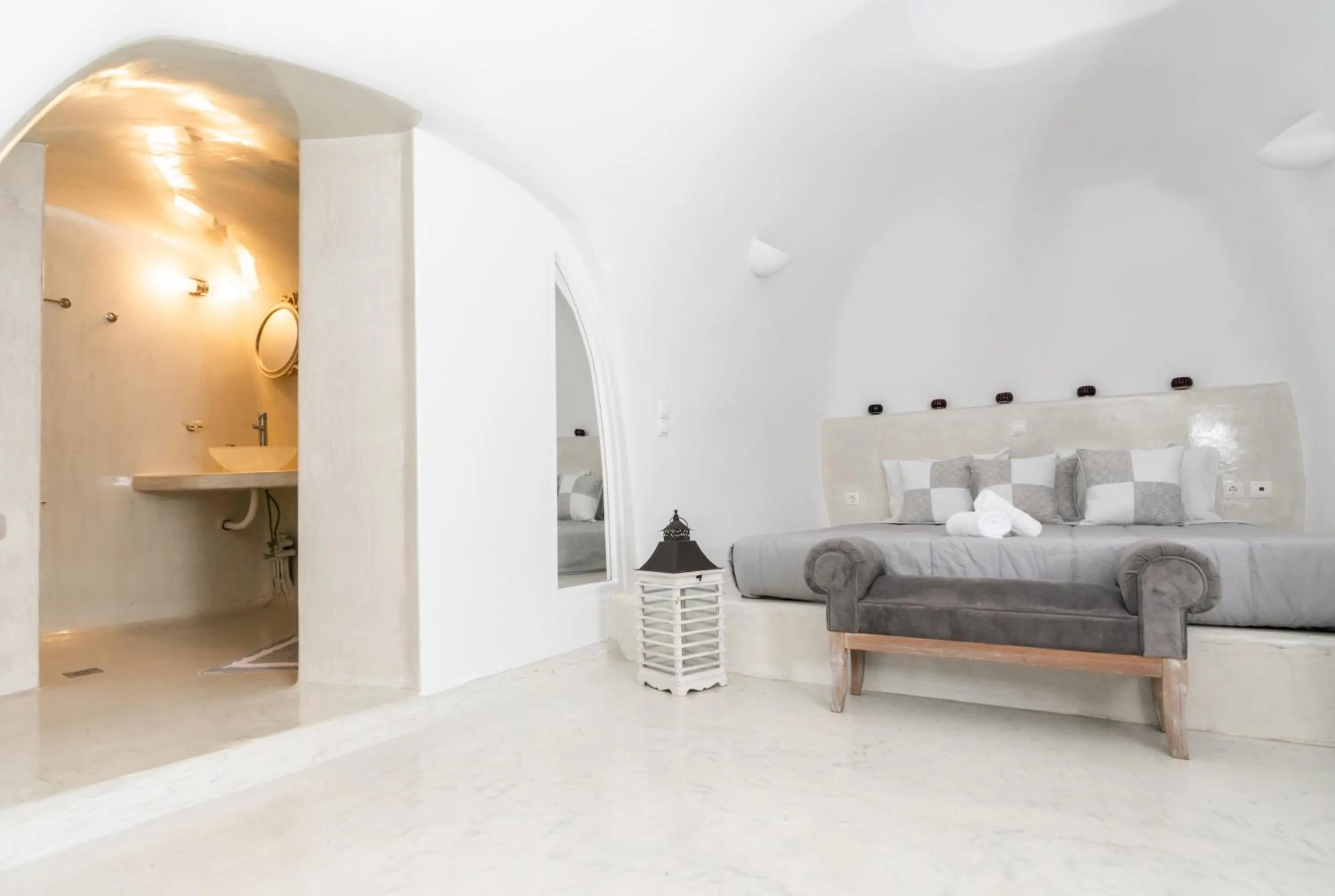 Bed in Cally Cave House