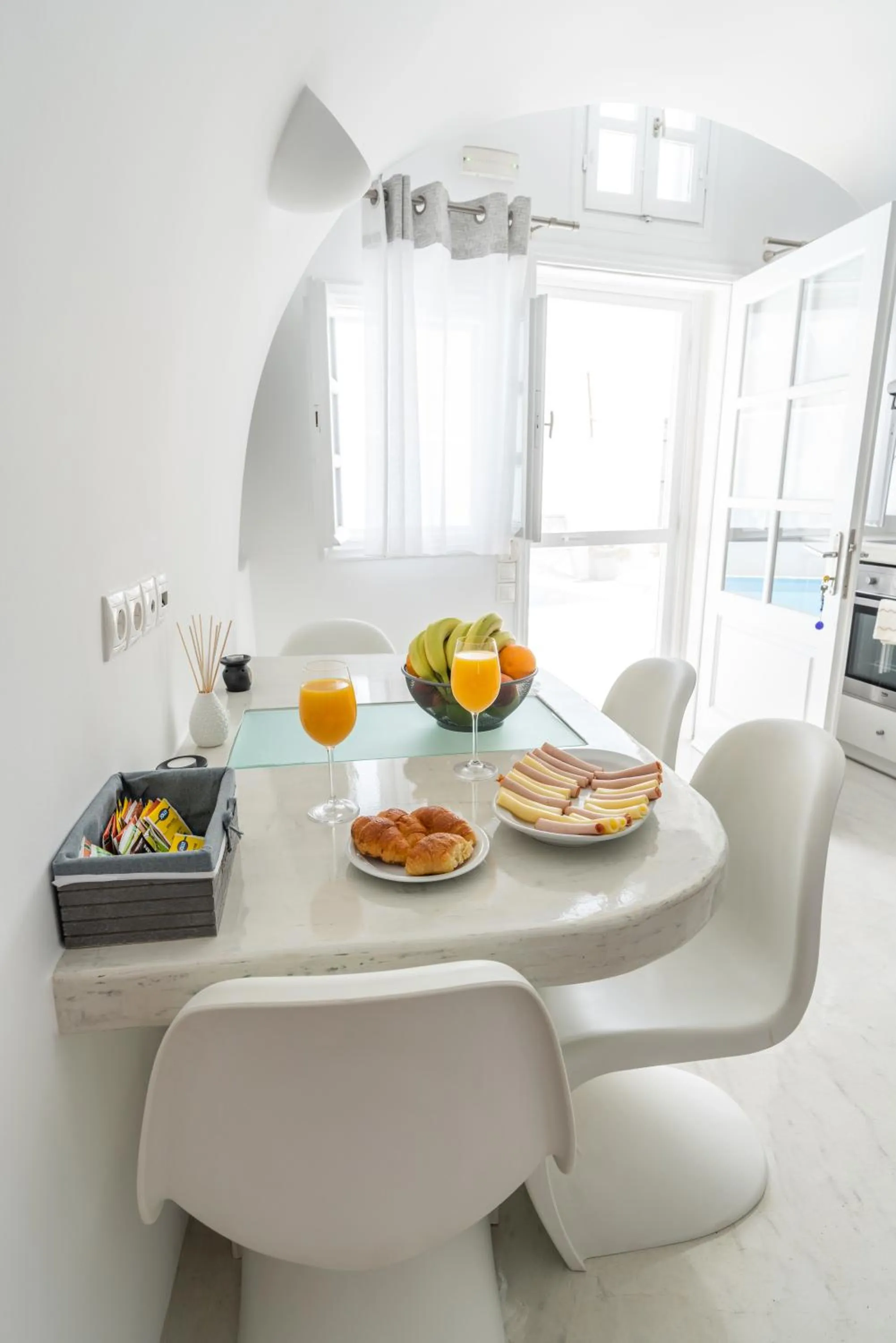 Dining area in Cally Cave House