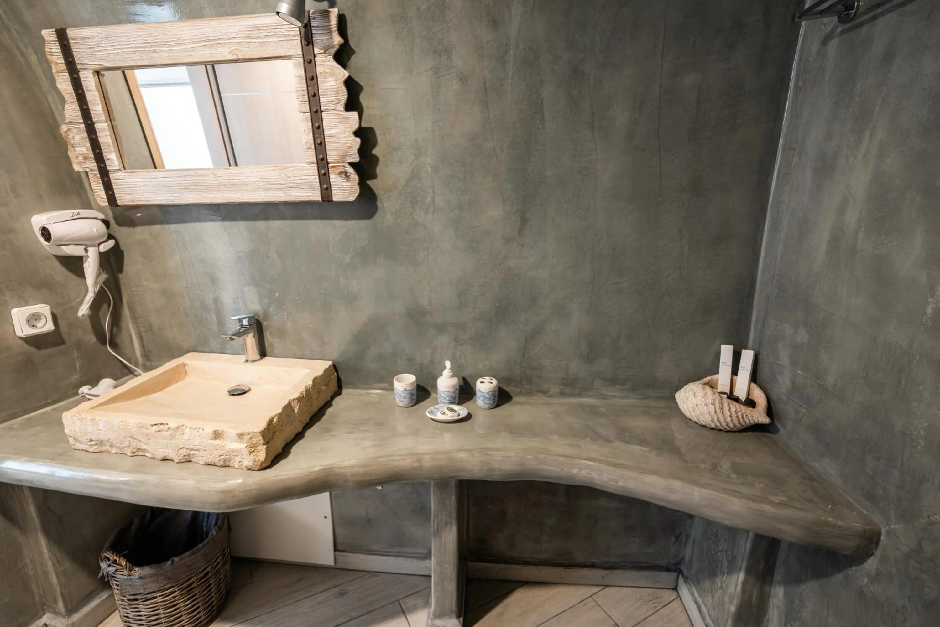 Bathroom in Cally Cave House