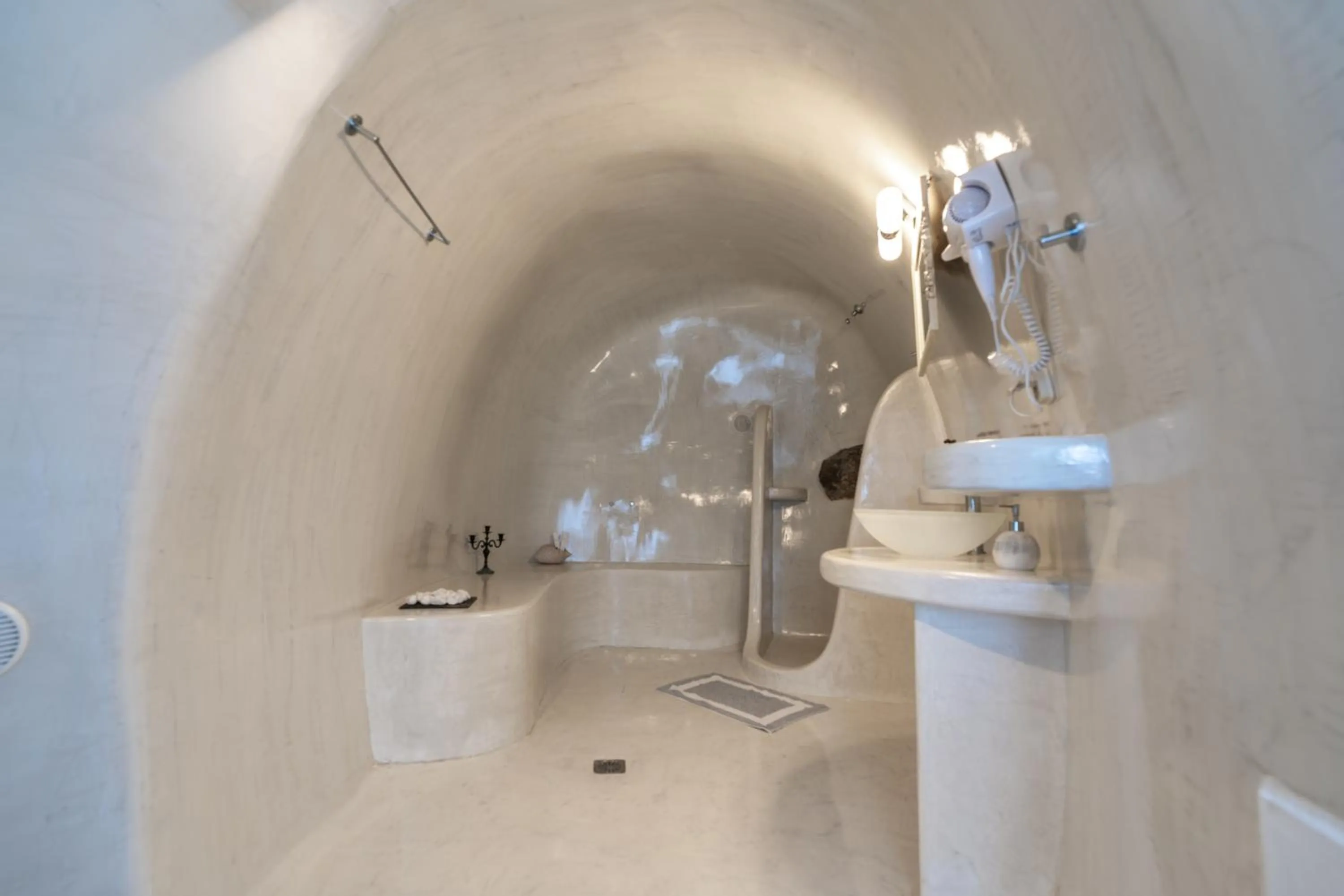 Bathroom in Cally Cave House