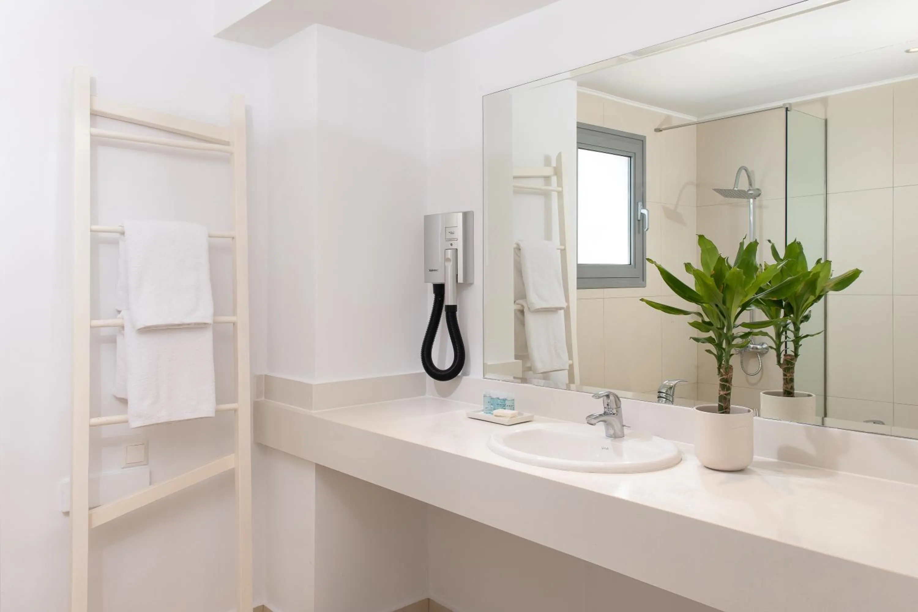 Mare Dei Suites Hotel Ionian Resort