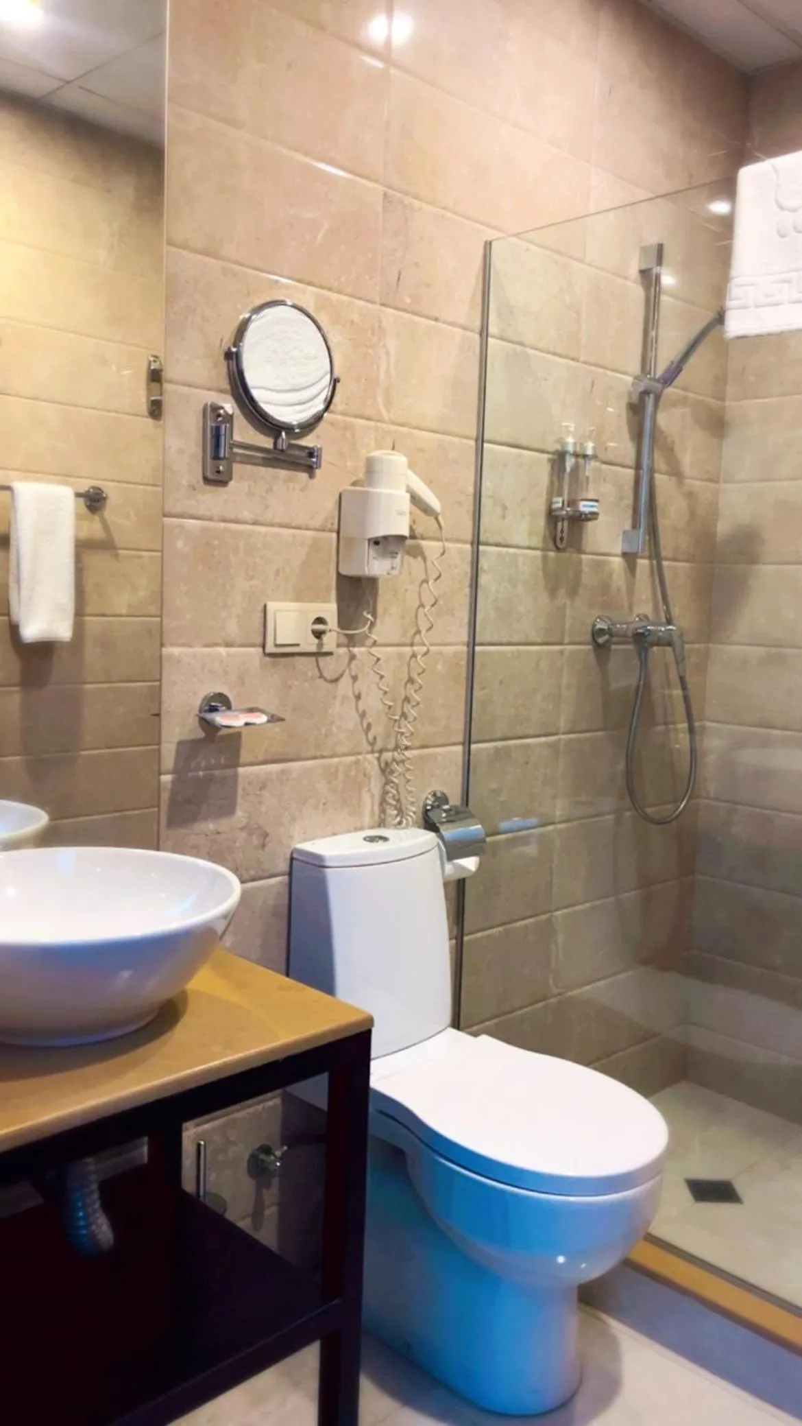 Shower in Cruise Hotel